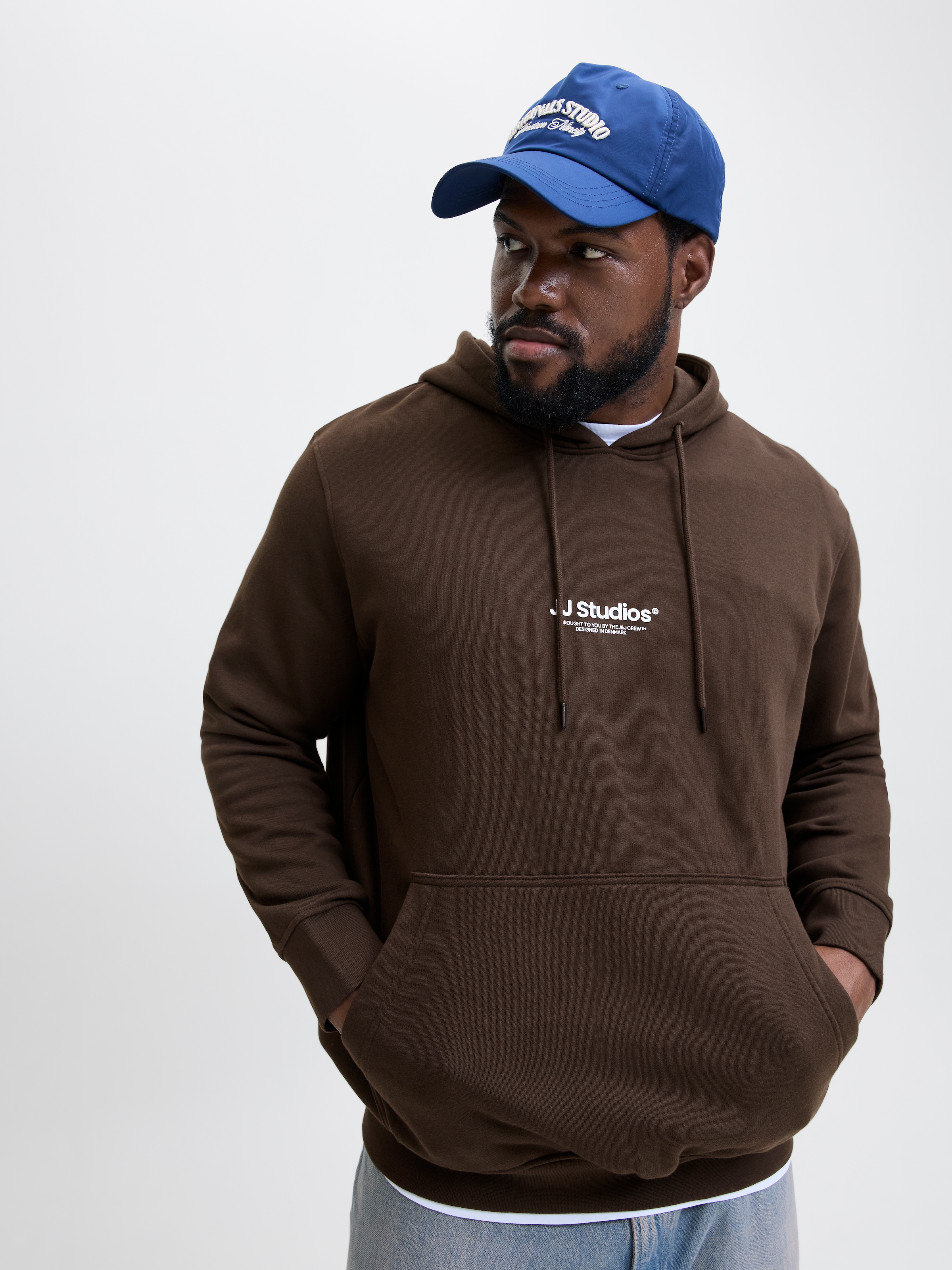 Jack & Jones PlusSize Kapuzensweatshirt »JJESOHO SWEAT HOOD NOOS PLS«, mit Logobranding
