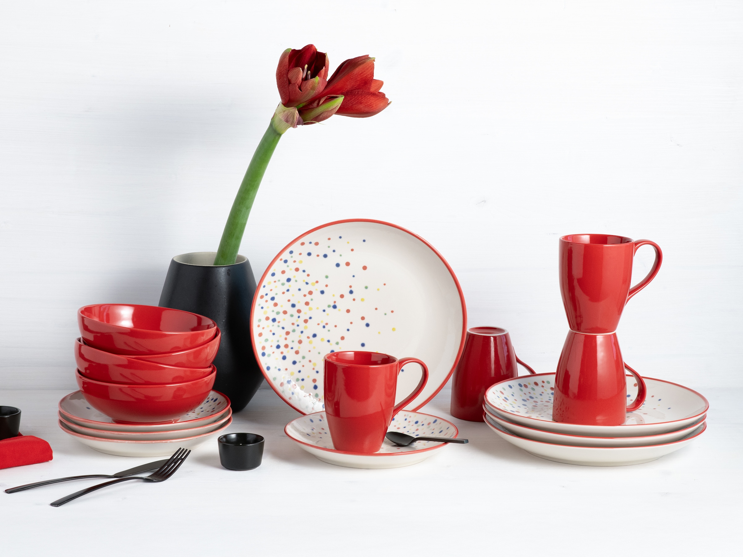 CreaTable Kombiservice »Joy, Kombi-Service 16-tlg.« Unregelmäßige bunte Punkte, Gute Laune Geschirr, Frisch, Freundlich