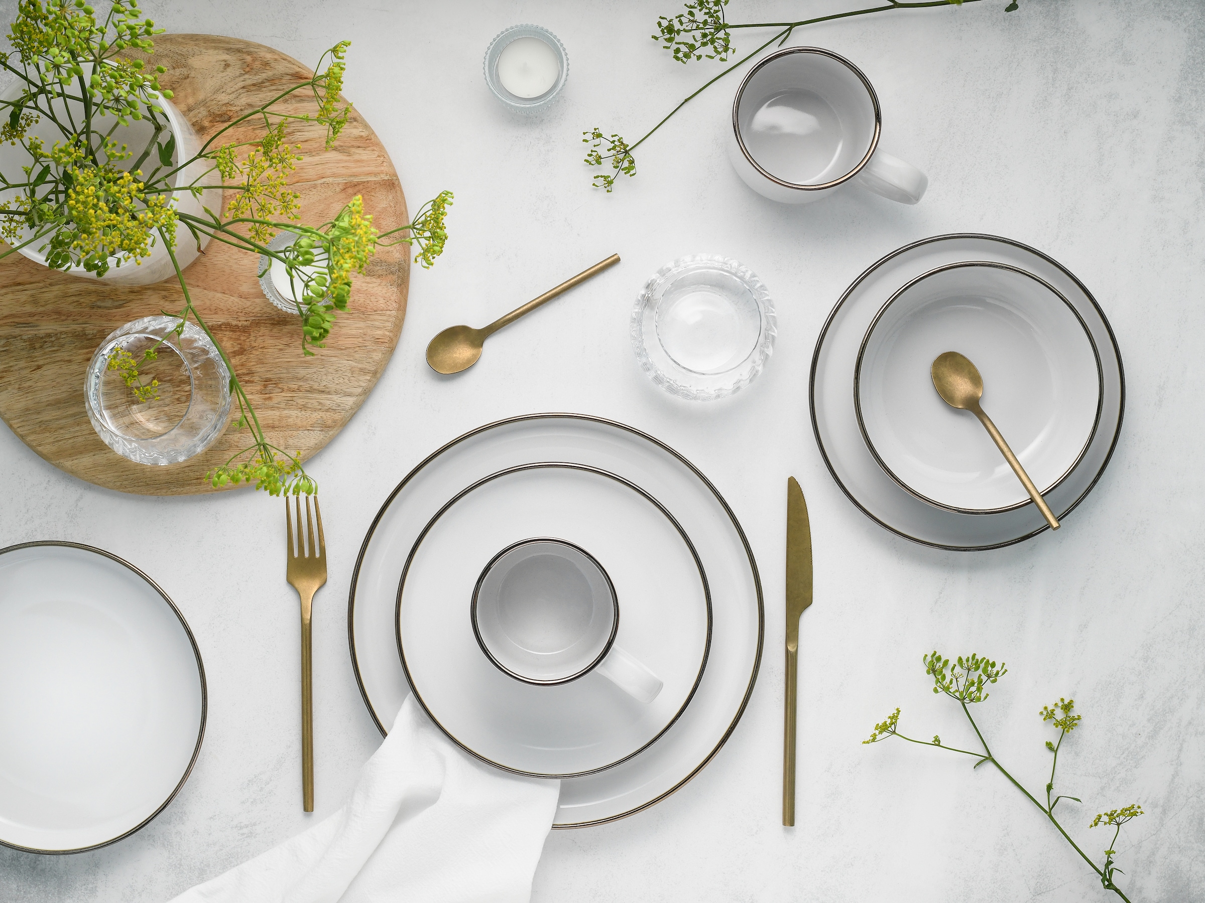 CreaTable Kombiservice »Nordic Festive, Service 16-tlg.« Minimalistisches Design, Dezente goldene Akzente