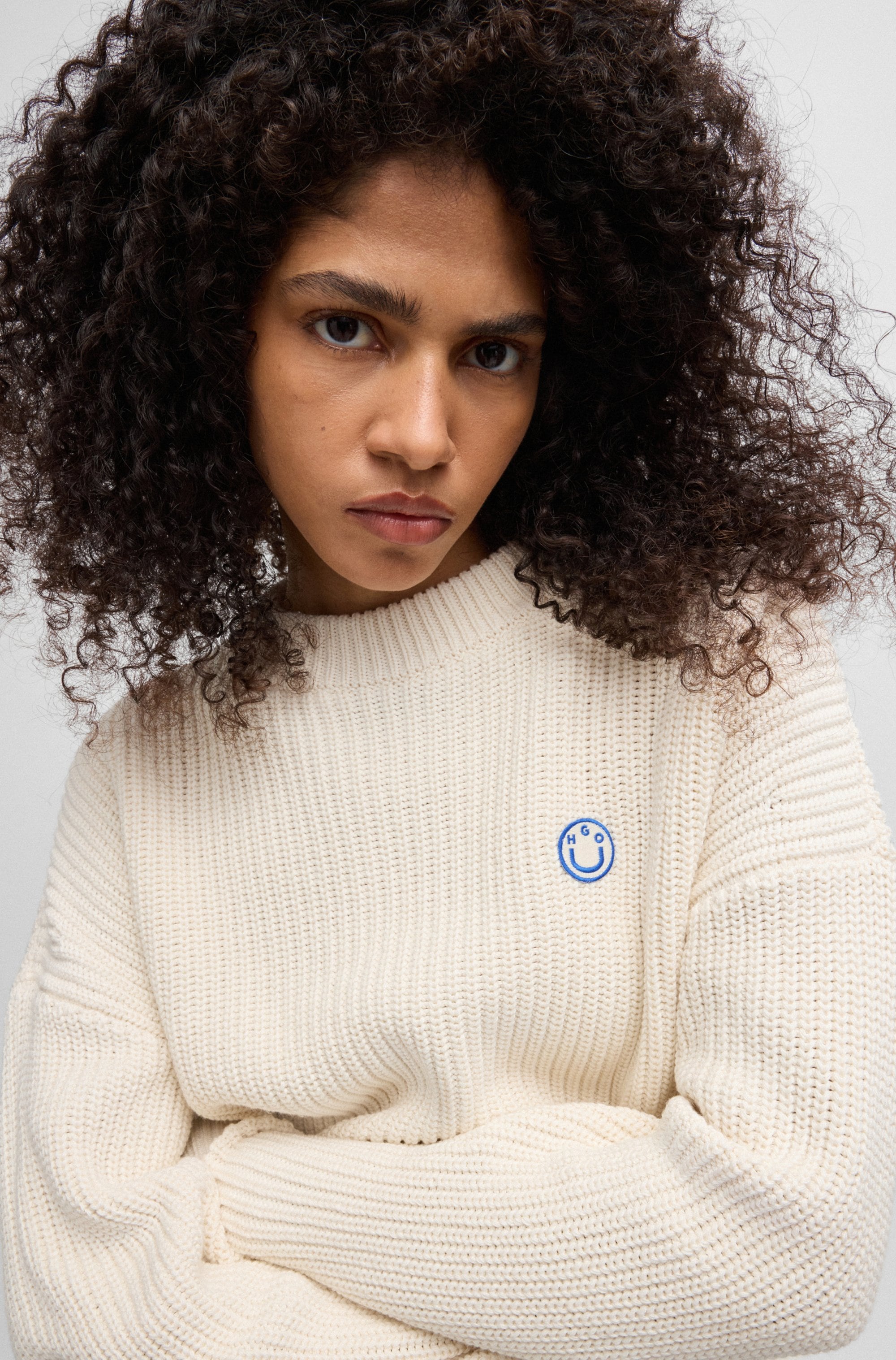 HUGO Blue Strickpullover »Slogery«, mit "Happy Hugo" Badge