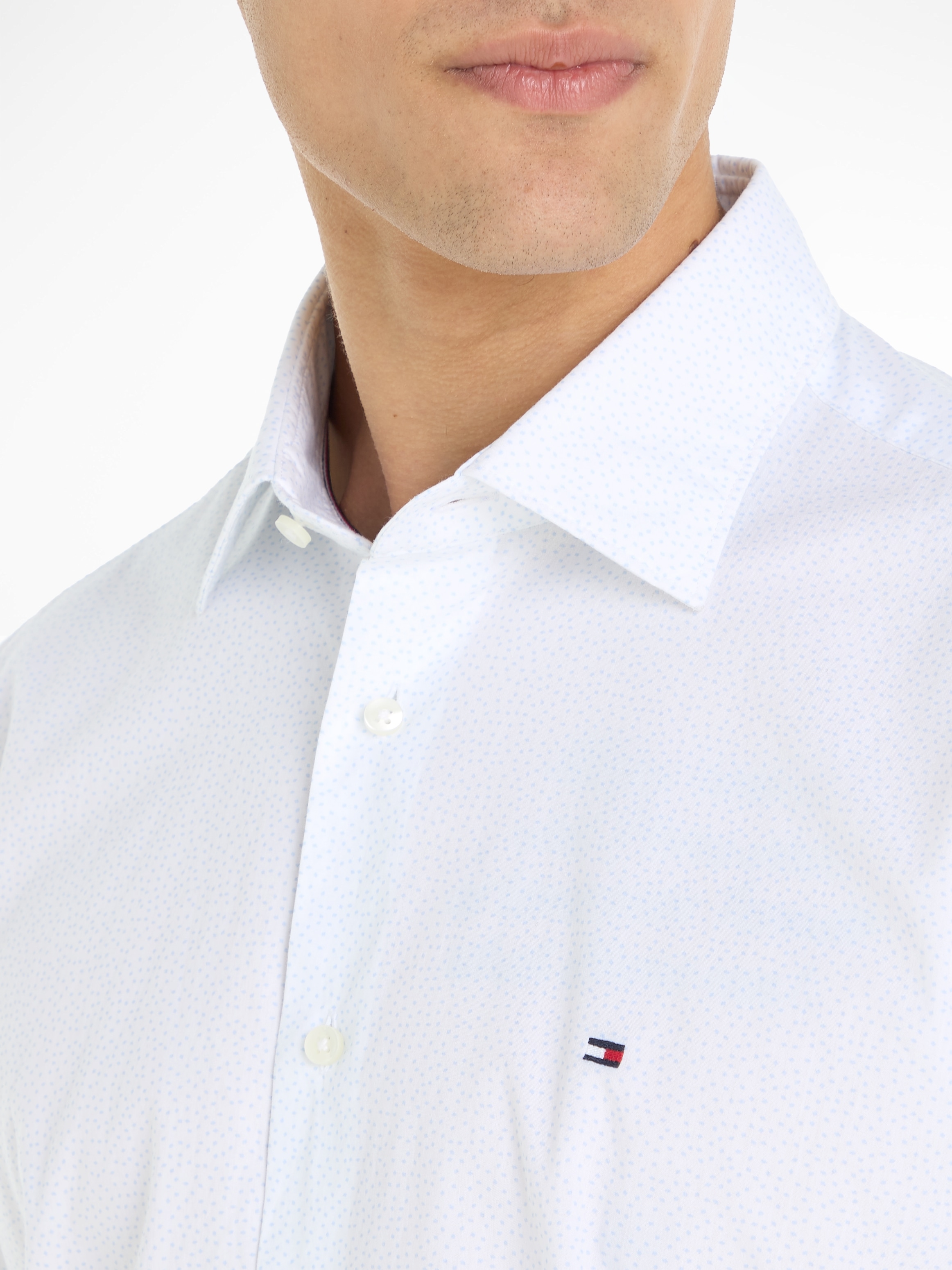 Tommy Hilfiger Langarmhemd »CL W-TILE PRINT RF SHIRT«, mit dezenter Labelflag auf der Brust