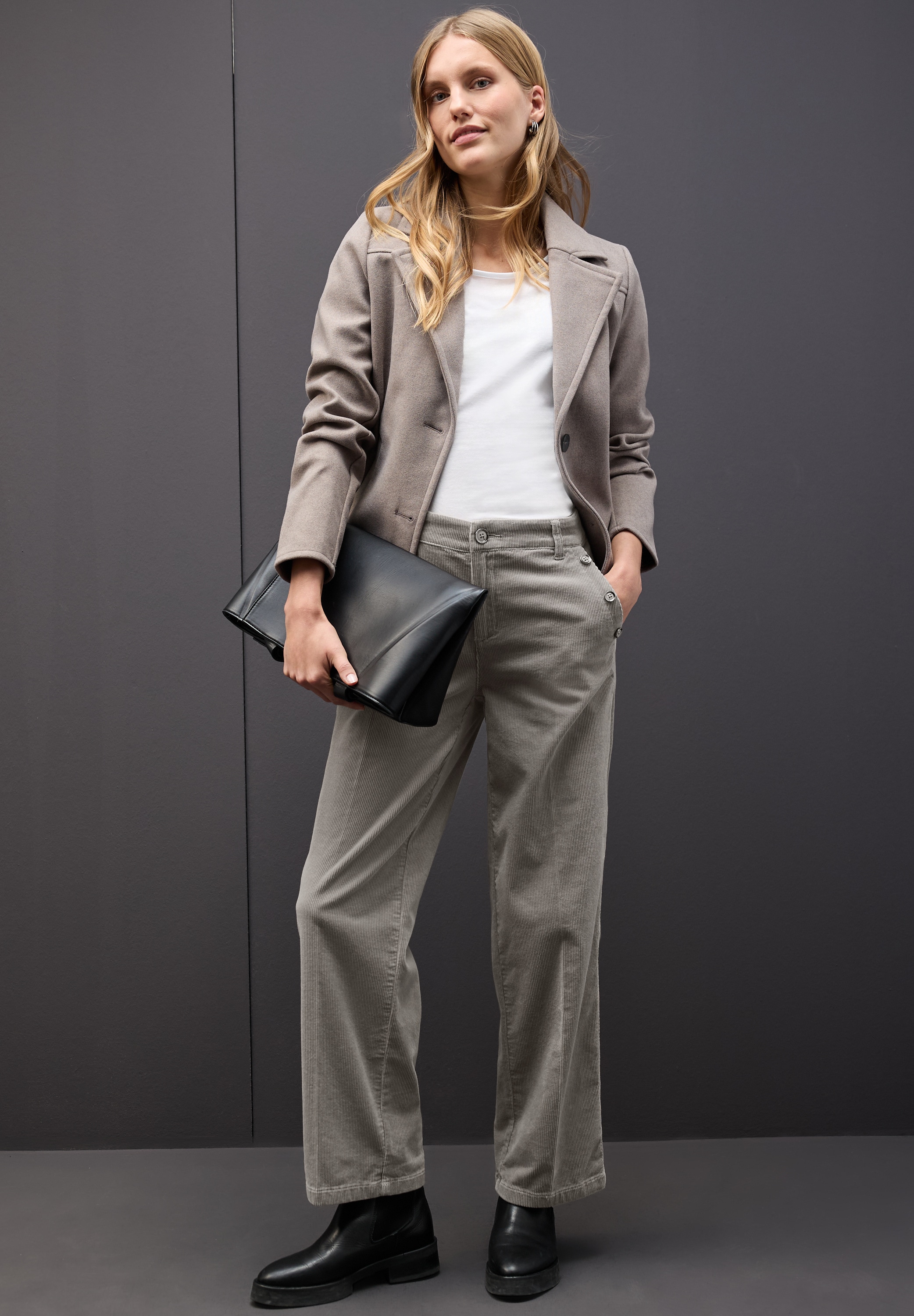 STREET ONE Cordhose  Straight Leg, Mid Waist