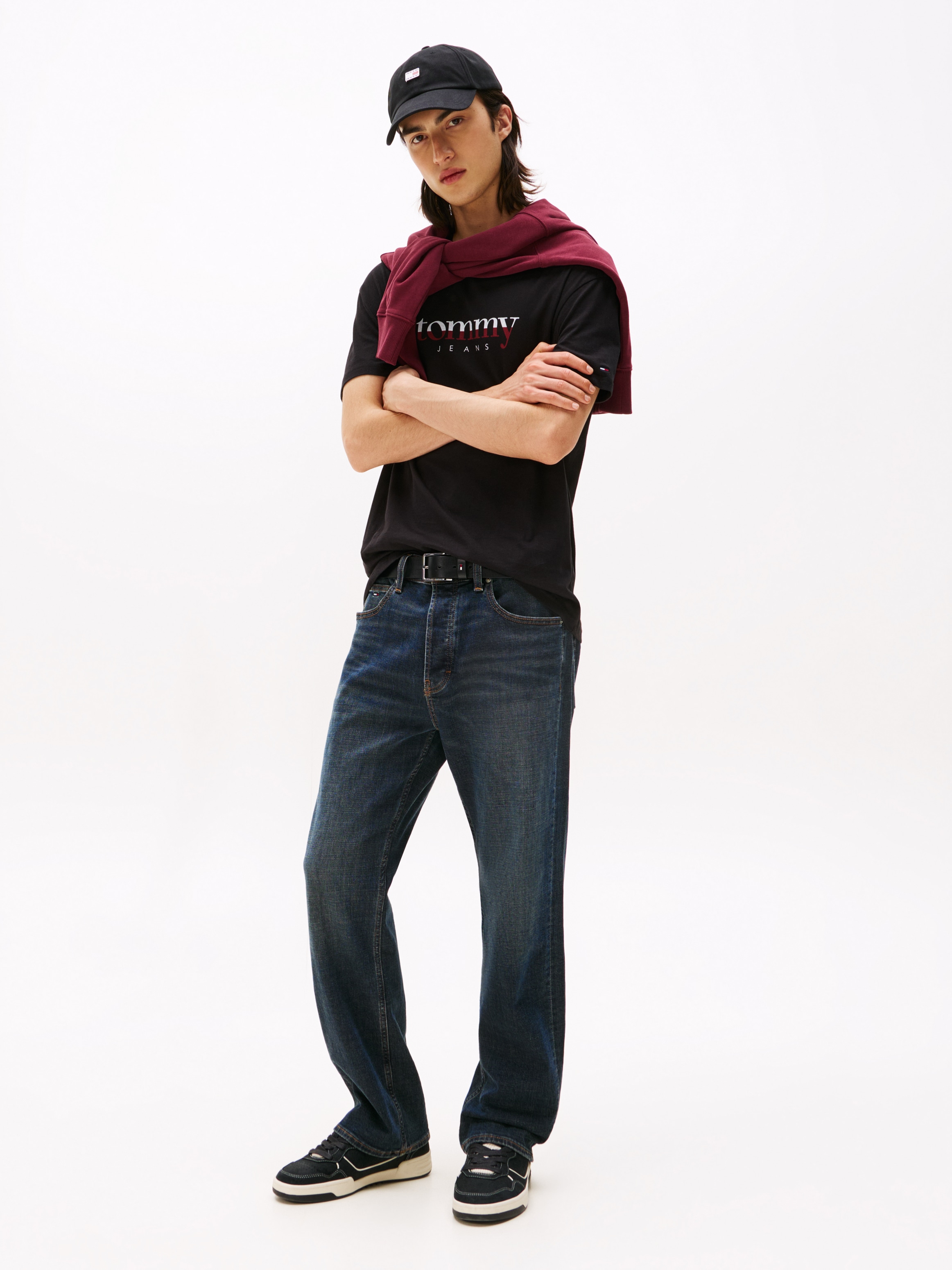 Tommy Jeans T-Shirt »aus Jersey mit Logo«