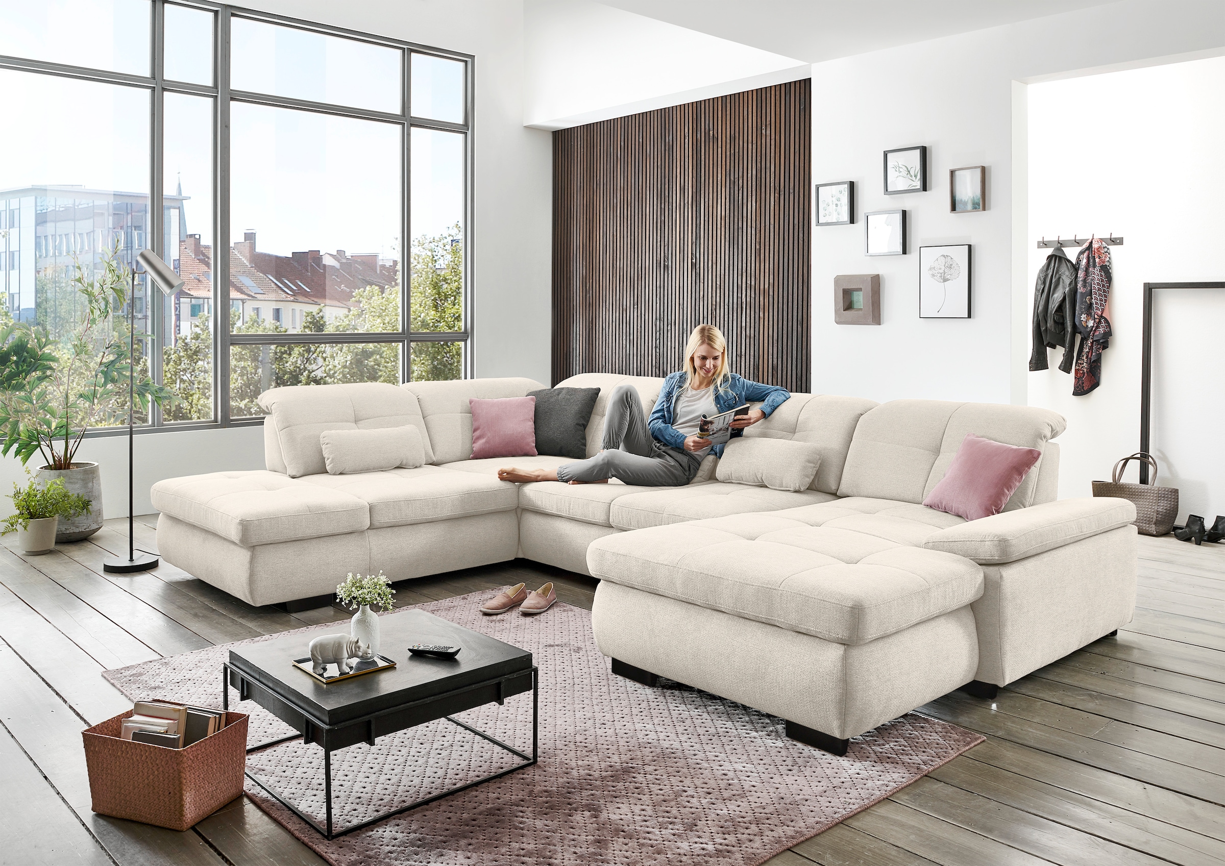 Die PlanBar Ecksofa »MP-IN16012 L-Form, mit Kaltschaum-Polsterung« inkl. Sitztiefenverstellung wahlweise mit weiteren Funktionen