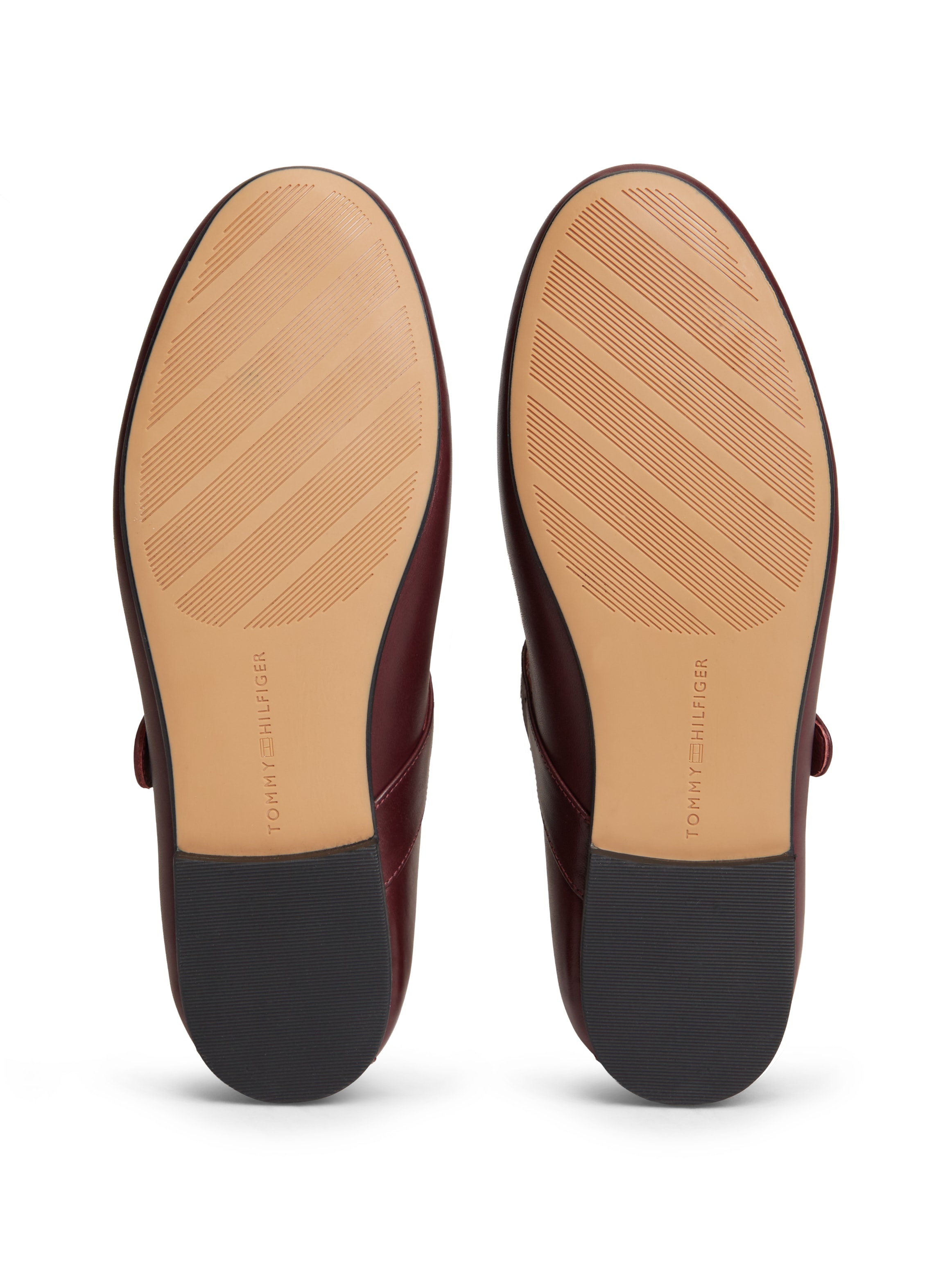 Tommy Hilfiger Riemchenballerina »TH BUCKLE LEATHER BALLERINA«  Businessschuh, mit verstellbarer Schnalle über den Rist, schmale Form.
