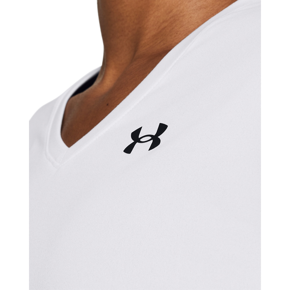 Under Armour® Trainingsshirt »TECH SSV- SOLID« normale Schnittform, gerader Rumpfabschluss, V-Ausschnitt