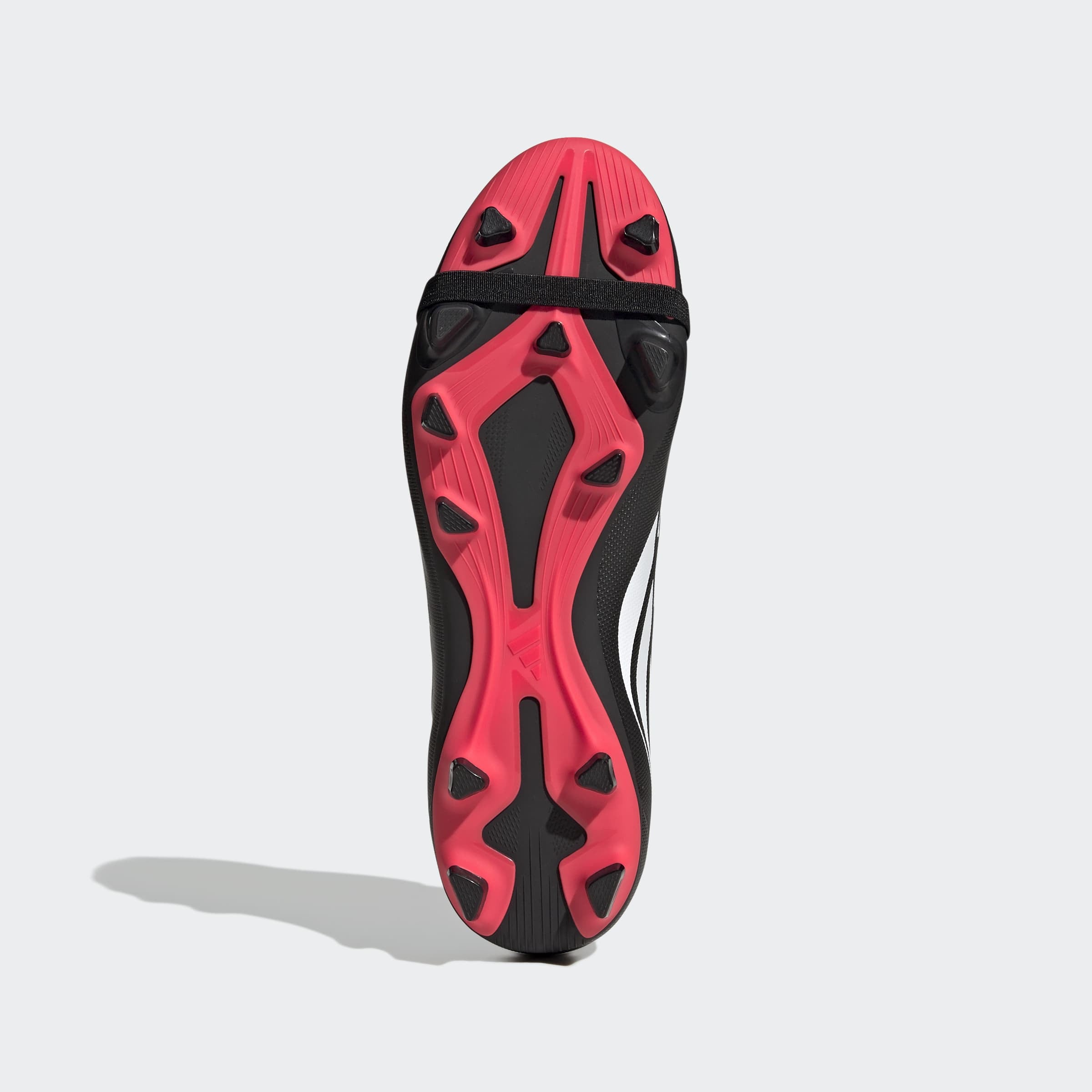 adidas Performance Fußballschuh »PREDATOR CLUB , FESTE/GEMISCHTE BÖDEN, UMSCHLAGBARE ZUNGE«  für viele verschiedene Böden geeignet