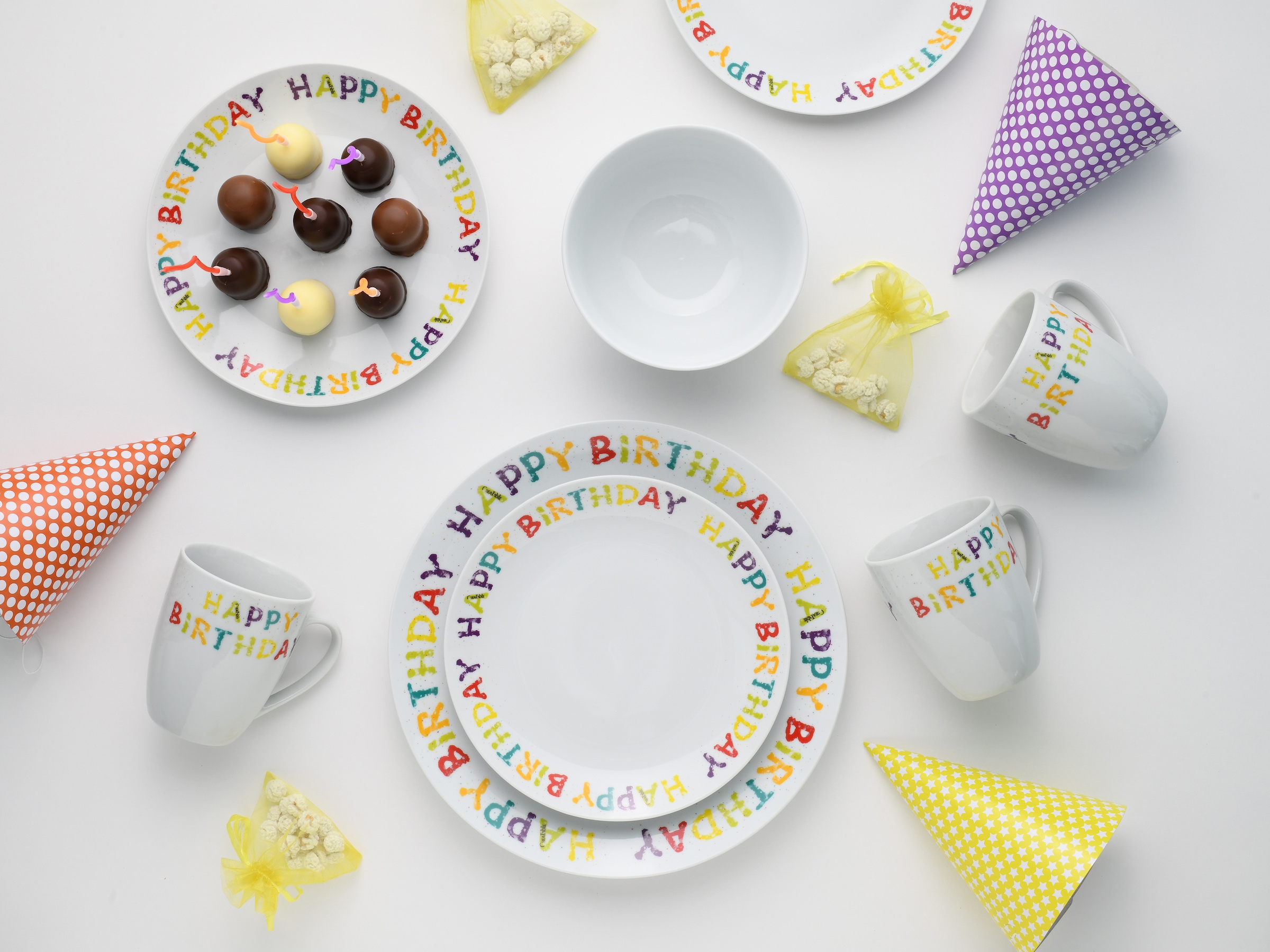 CreaTable Kombiservice »Happy Birthday, Kombi-Service 16-tlg.« Fröhliches buntes Geschirr, Für alle Geburtstagsfeierlichkeiten