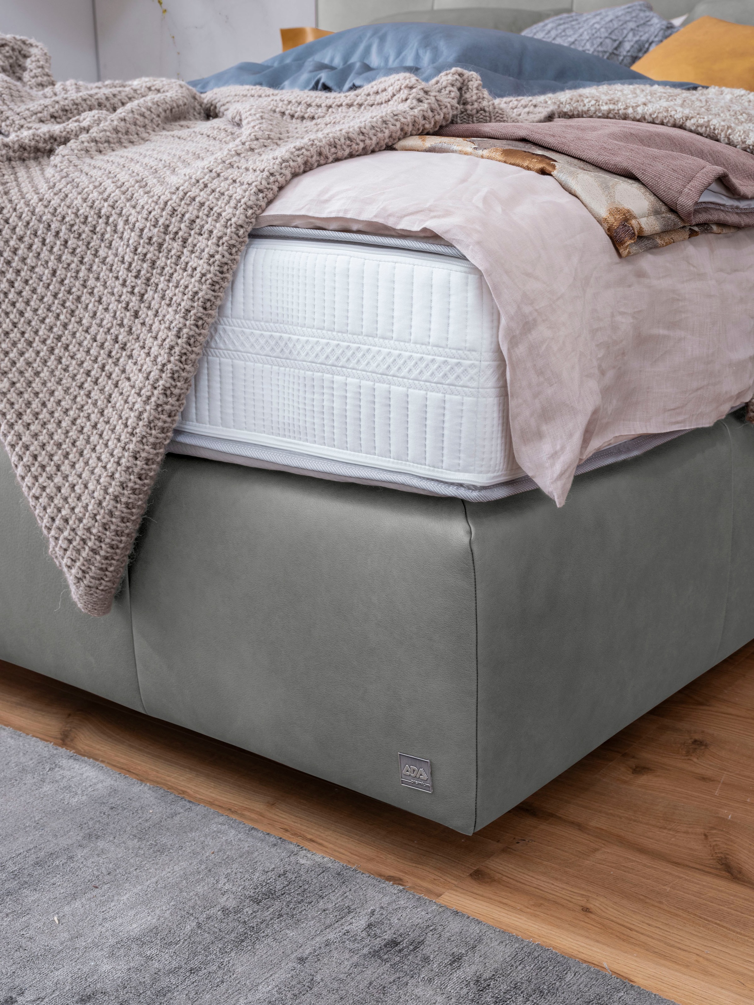 ADA premium Boxspringbett »Padma«, Kopfteil mit Knöpfen, in unterschiedlichen Ausführungen erhältlich