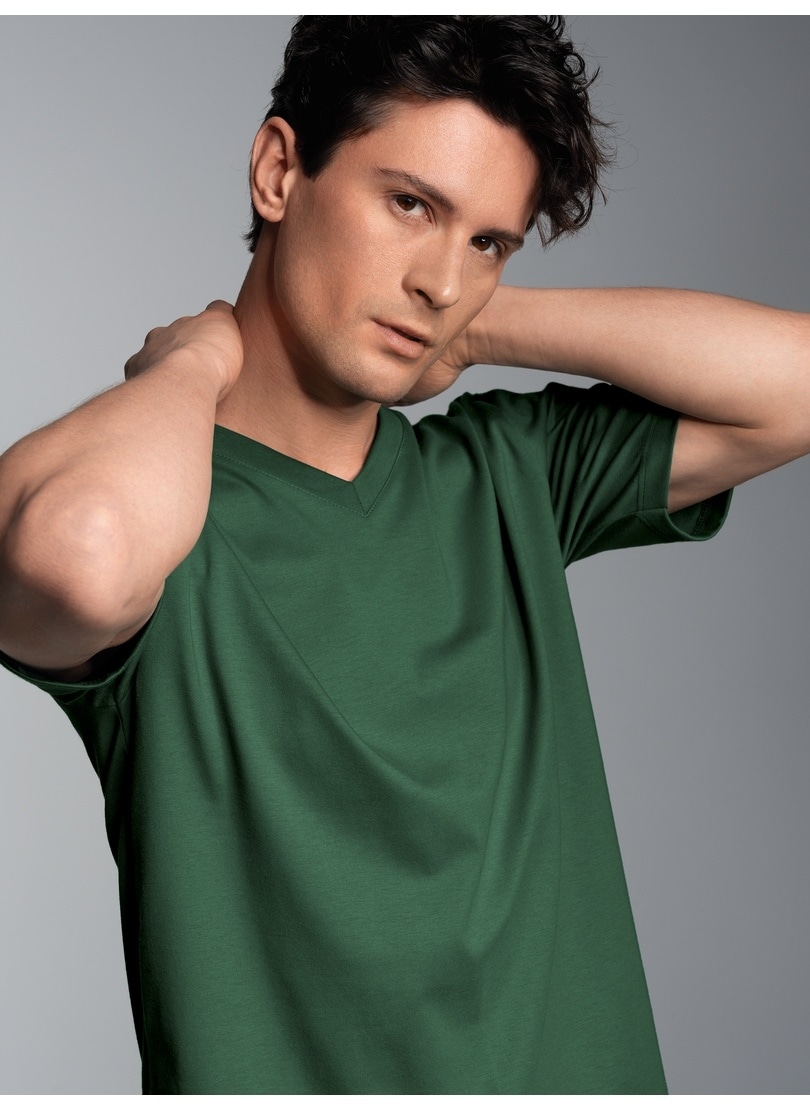 Trigema T-Shirt »TRIGEMA V-Shirt DELUXE Baumwolle«, (1 tlg.)