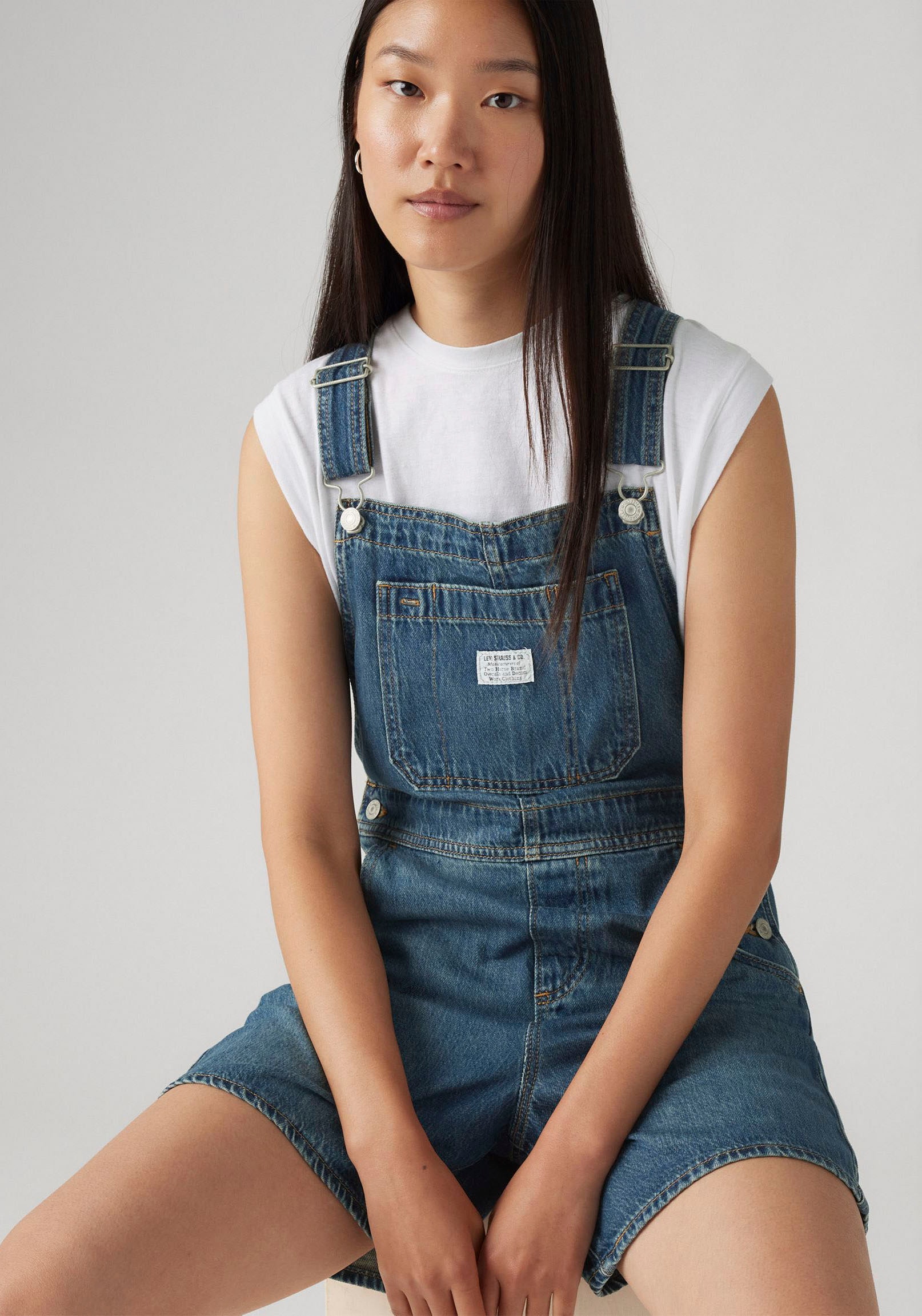 Levi's® Latzhose »UTILITY SHORTALL«, im Five-Pocket Style