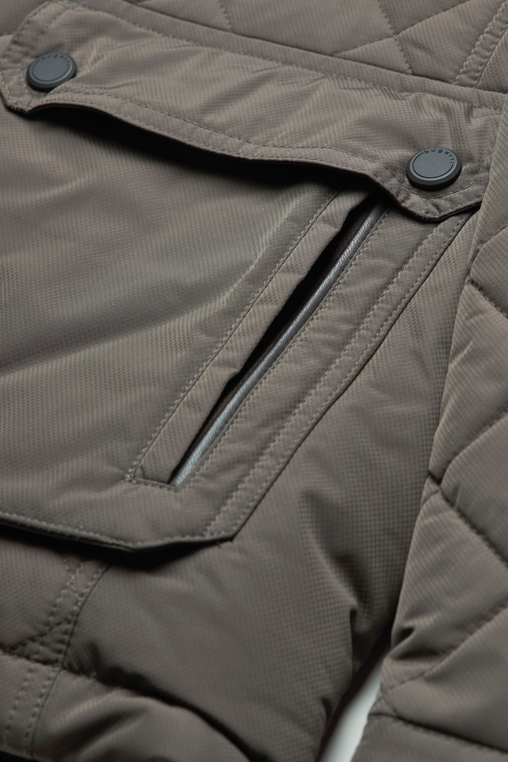 bugatti Kurzjacke ohne Kapuze im Rautenstepp