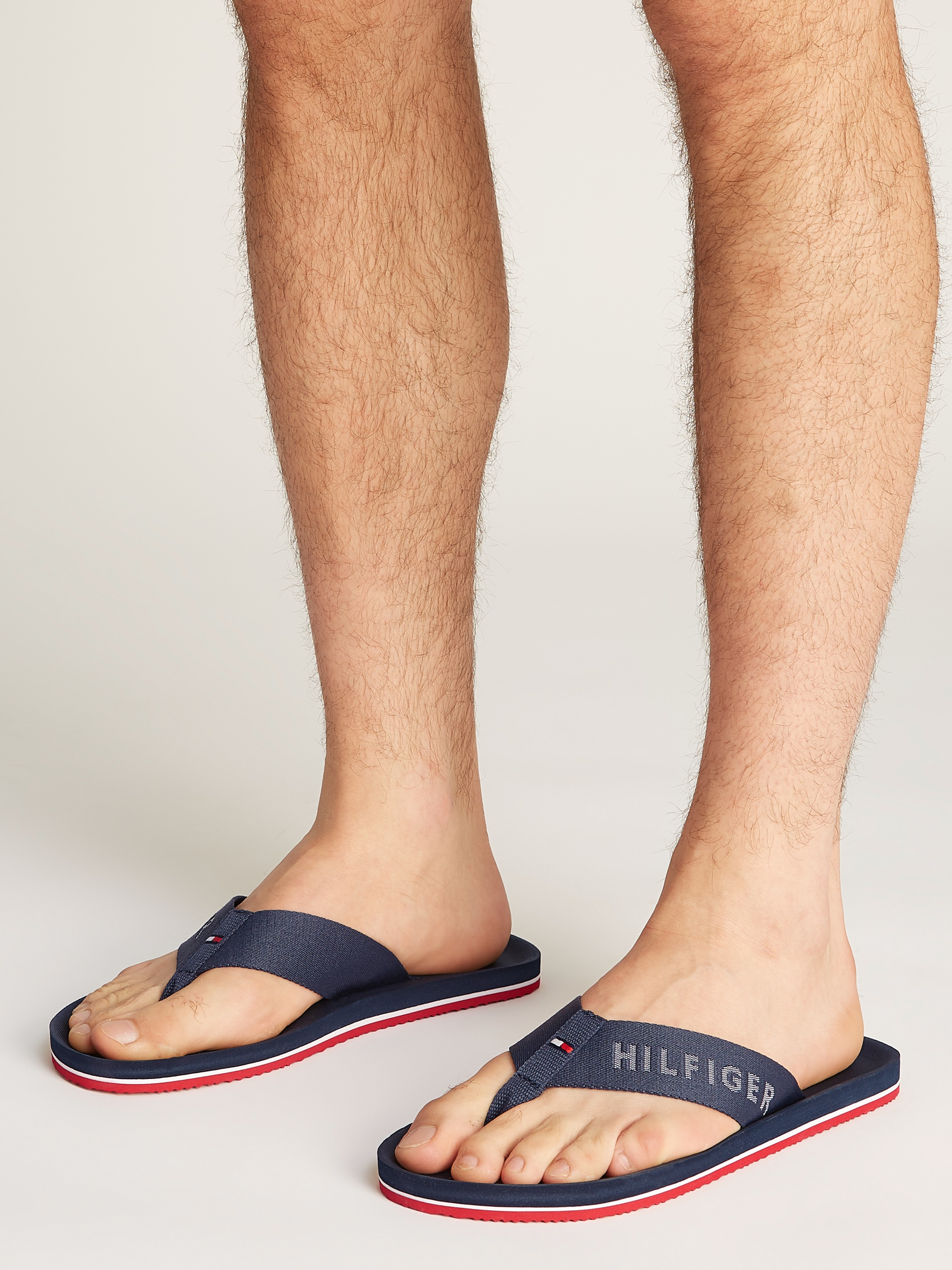 Tommy Hilfiger Zehentrenner »COMFORT HILFIGER BEACH SANDAL«  , Badeschuh, Schlupfschuh mit Logoschriftzug