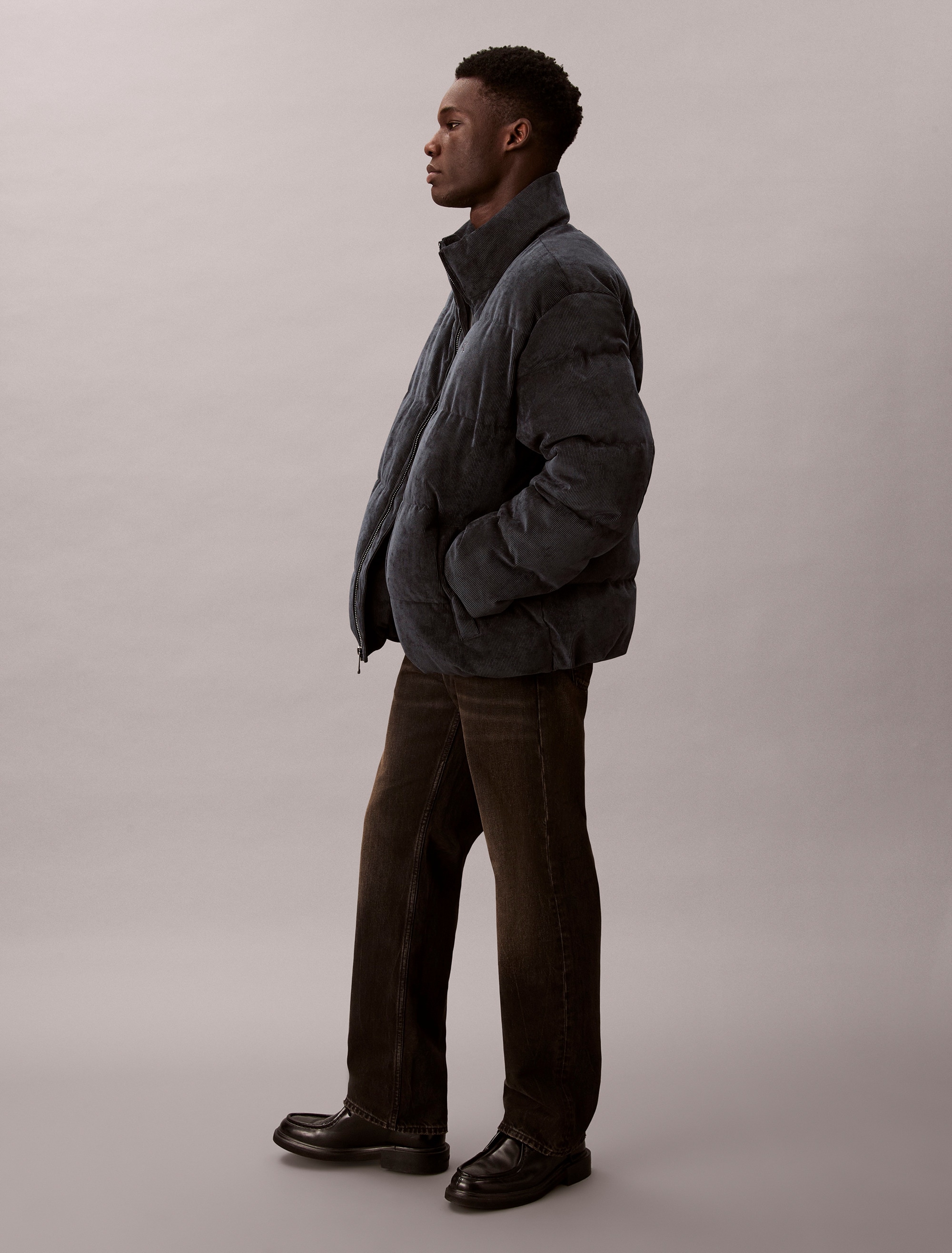 Calvin Klein Jeans Cordjacke »LS CORDUROY MID WT PUFFER JACKET« ohne Kapuze Mit Rundhalsausschnitt, regular fit