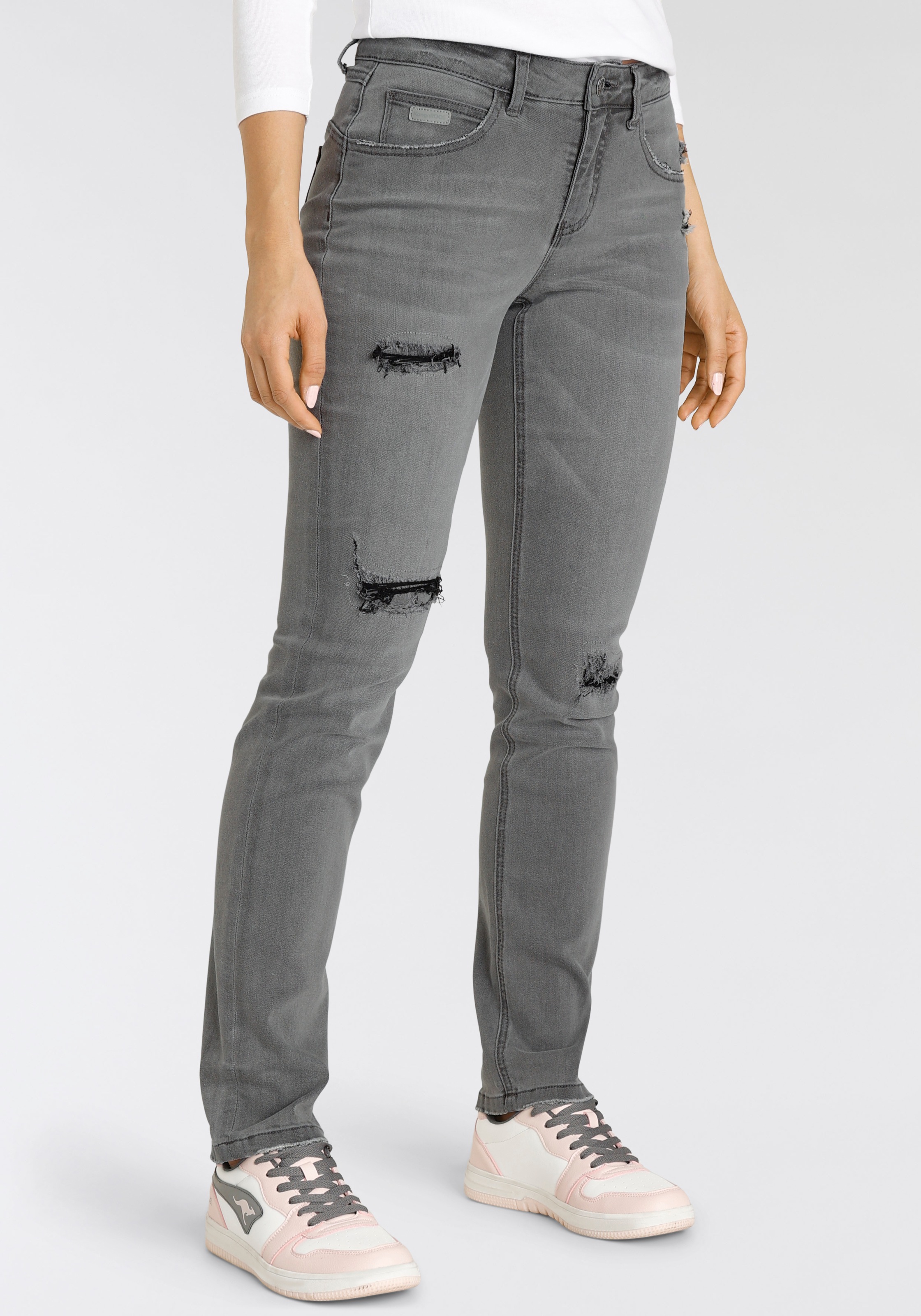 KangaROOS Bequeme Jeans »CROPPED RELAXED FIT« In cooler Used Optik- NEUE KOLLEKTION