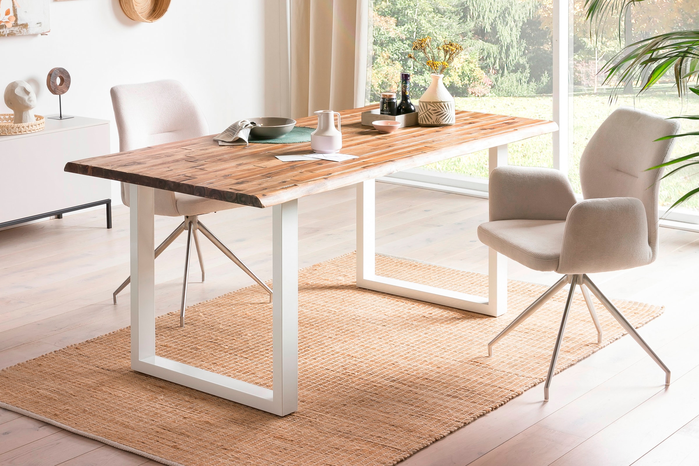 SalesFever Baumkantentisch »Baumkantentisch im Natur-Look«, Metall triff Akazie