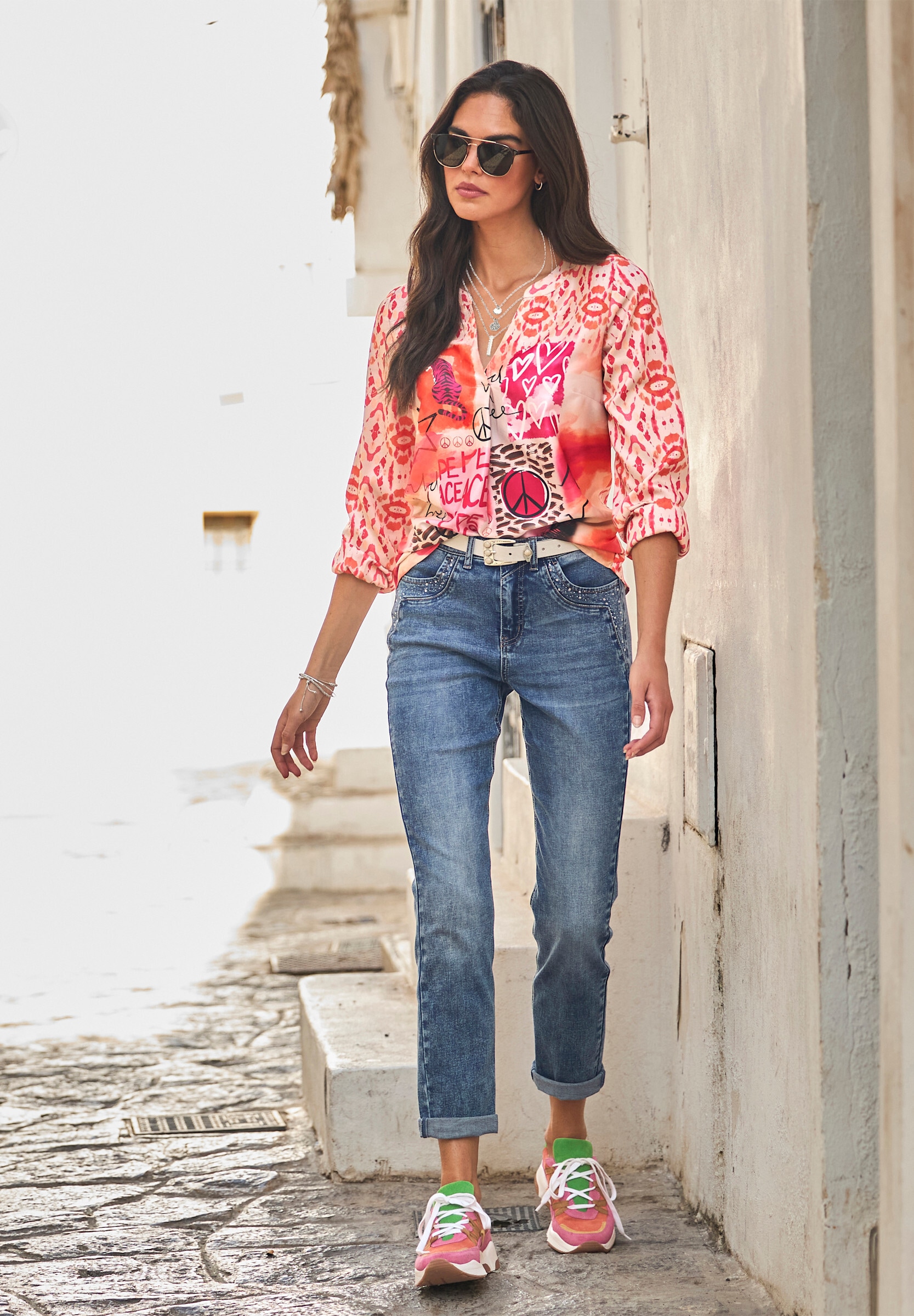 heine Bequeme Jeans »Jeans Jeans mit Steinchen-Verzierung«