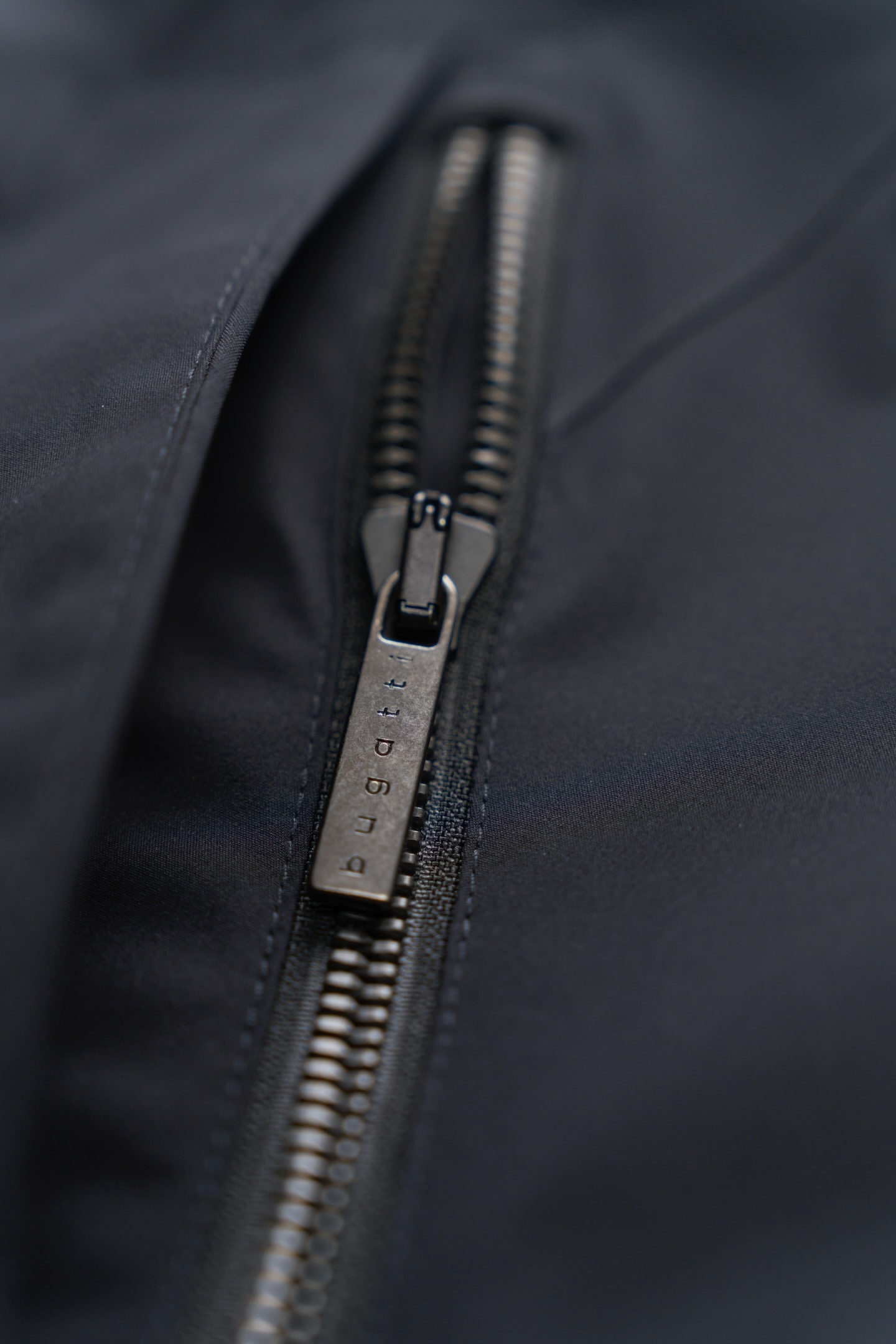 bugatti Kurzjacke »wasserabweisend« ohne Kapuze für das ganze Jahr