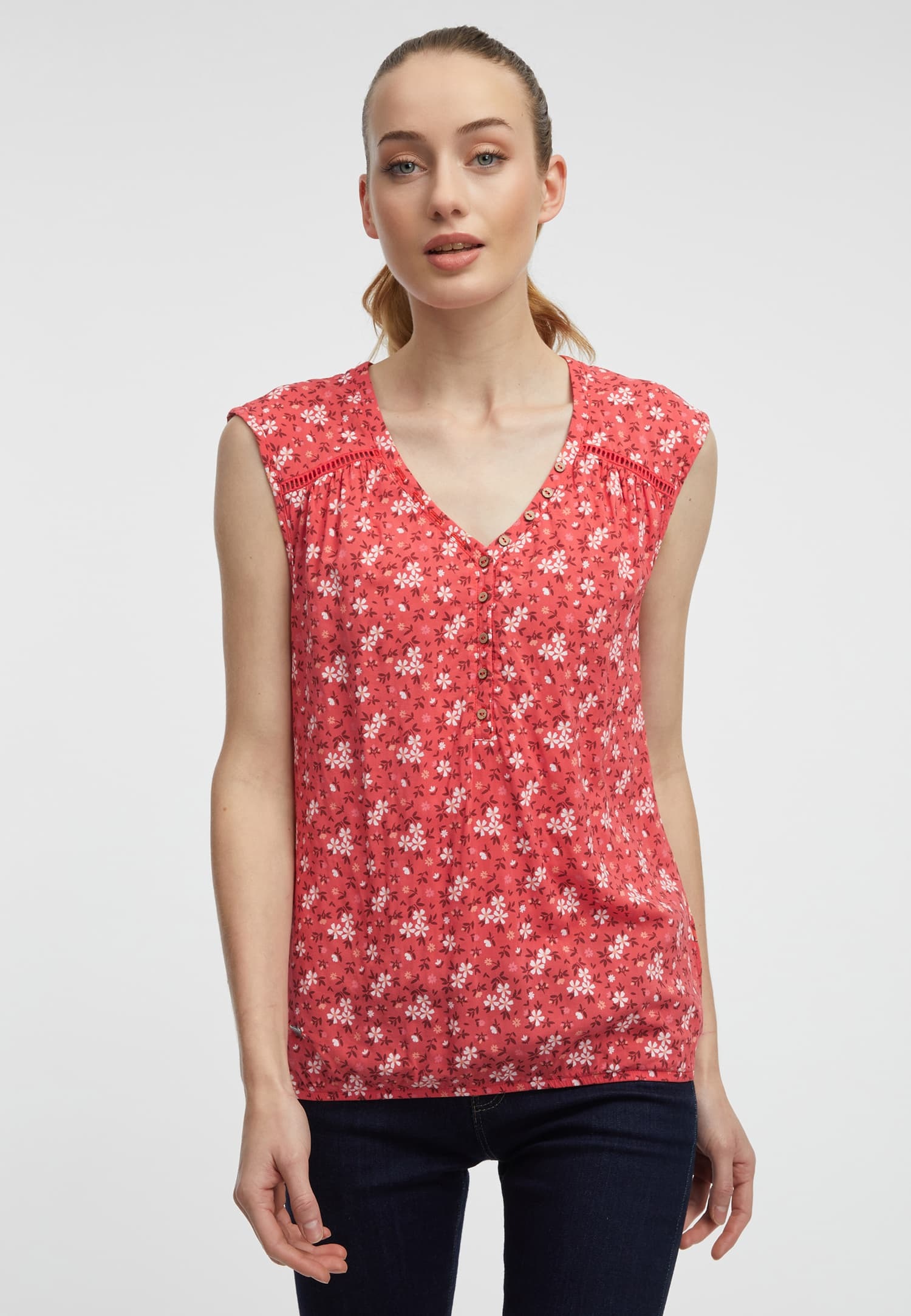 Ragwear V-Shirt »SALTTY B«, V-Ausschnitt mit Zierknöpfen im Relax Fit