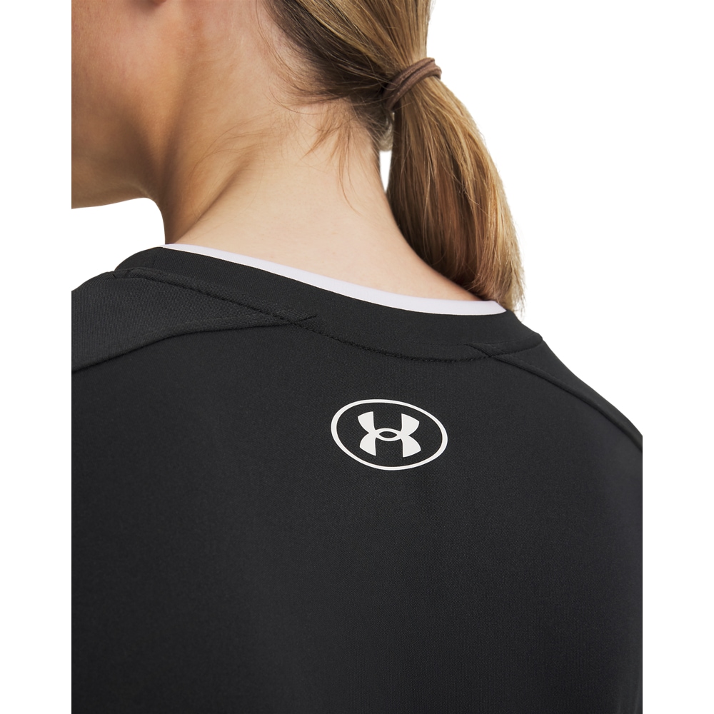 Under Armour® Trainingsshirt »UA W CH. TRAIN SS« für Fußball geeignet, atmungsaktiv, leicht, schnell trocknend
