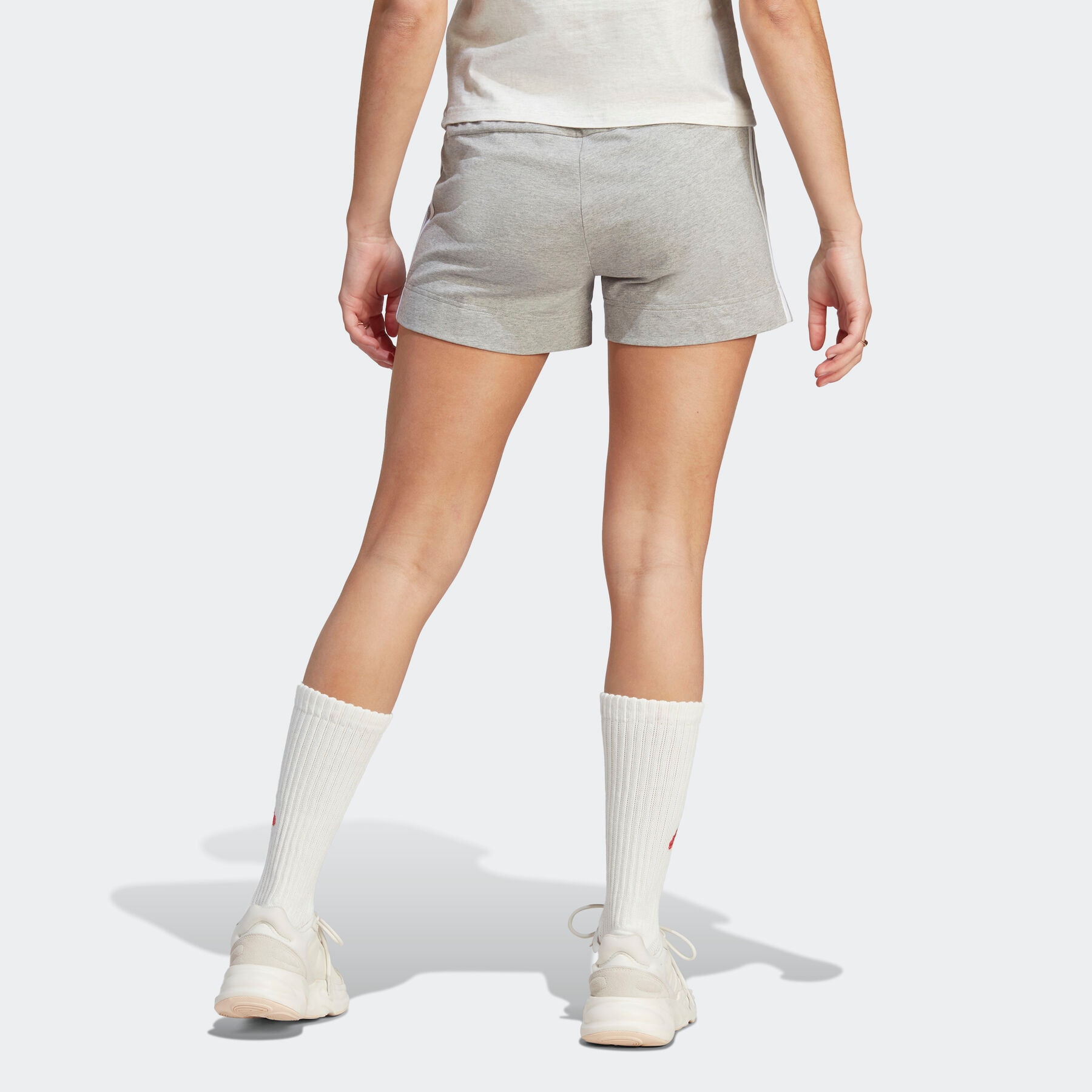 adidas Sportswear Shorts »ESSENTIALS SLIM 3-STREIFEN«, (1 tlg.) bei ♕