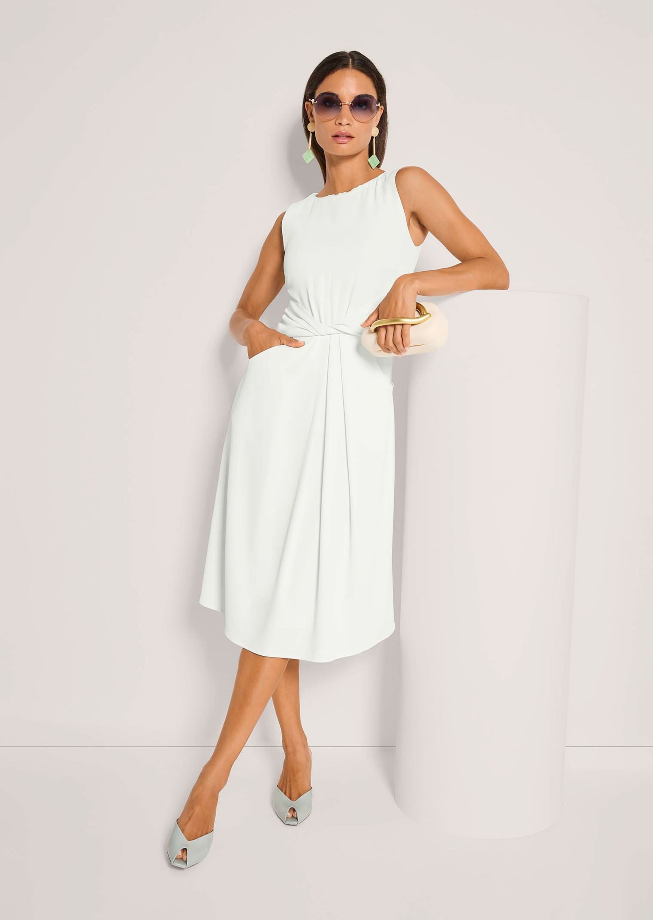 MADELEINE Sommerkleid »Jerseykleid Midikleid mit eleganter Drapierung« Eingrifftasche Kleid mit Tappierung in der Taillie im Vorderteil