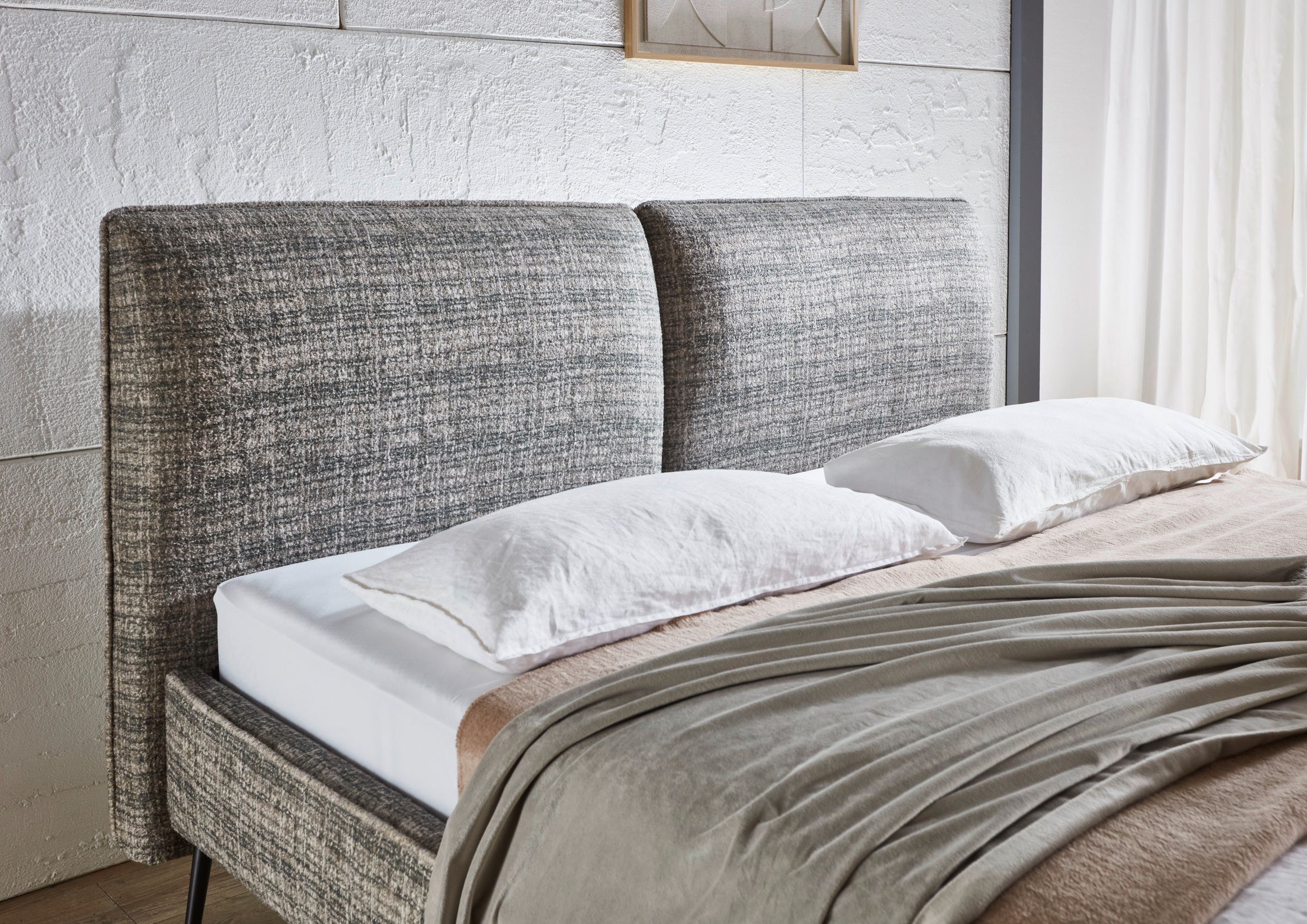 meise.möbel Polsterbett »Infinity erhältlich in verschiedenen Farben und Breiten« mit schwarzen Metallfüßen