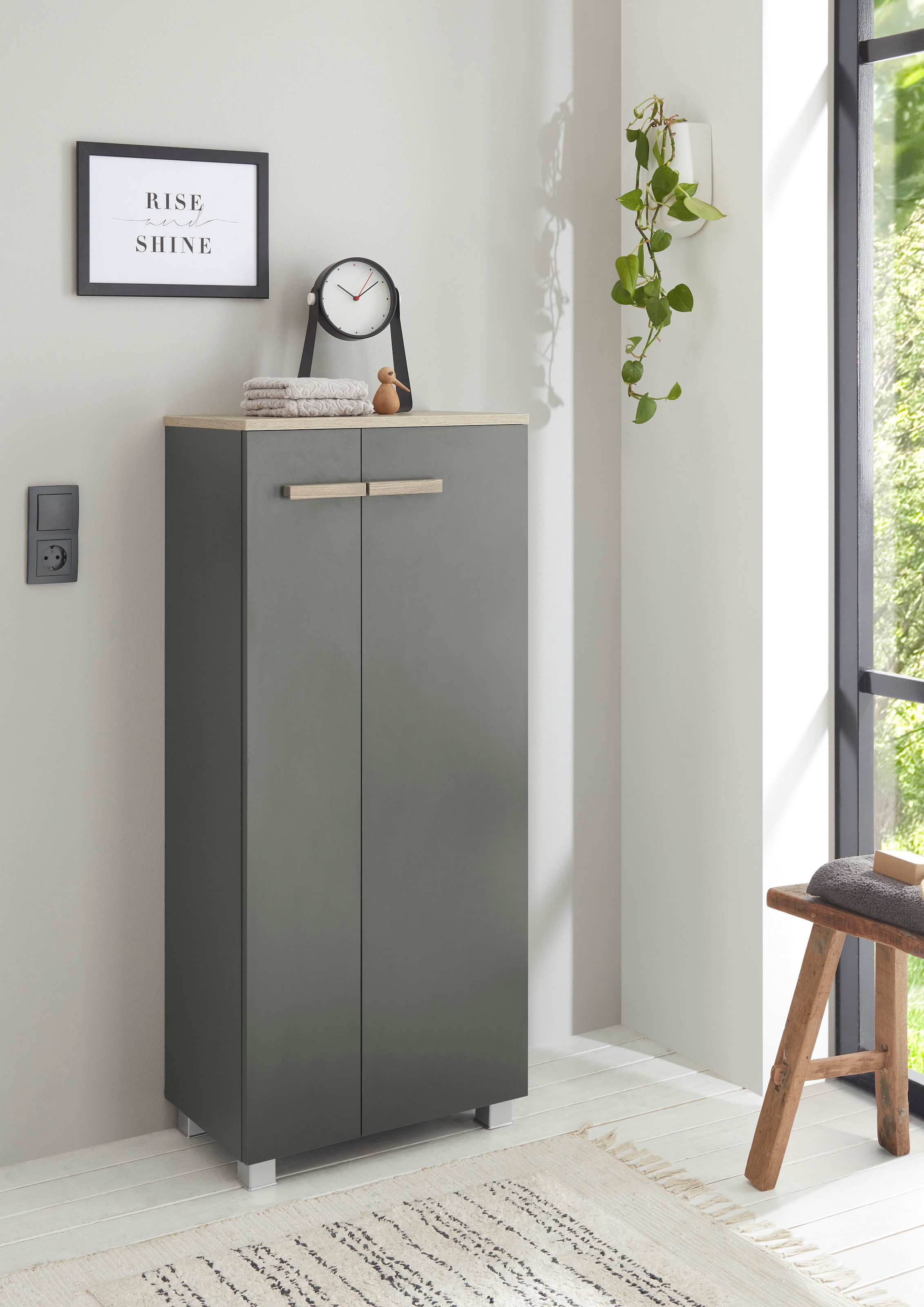 Home affaire Midischrank »SOLiD, Badschrank im modernen Design, Schrank mit Holzgriffen« in zwei Farben verfügbar, mit Stauraum, stehend o. hängend montierbar