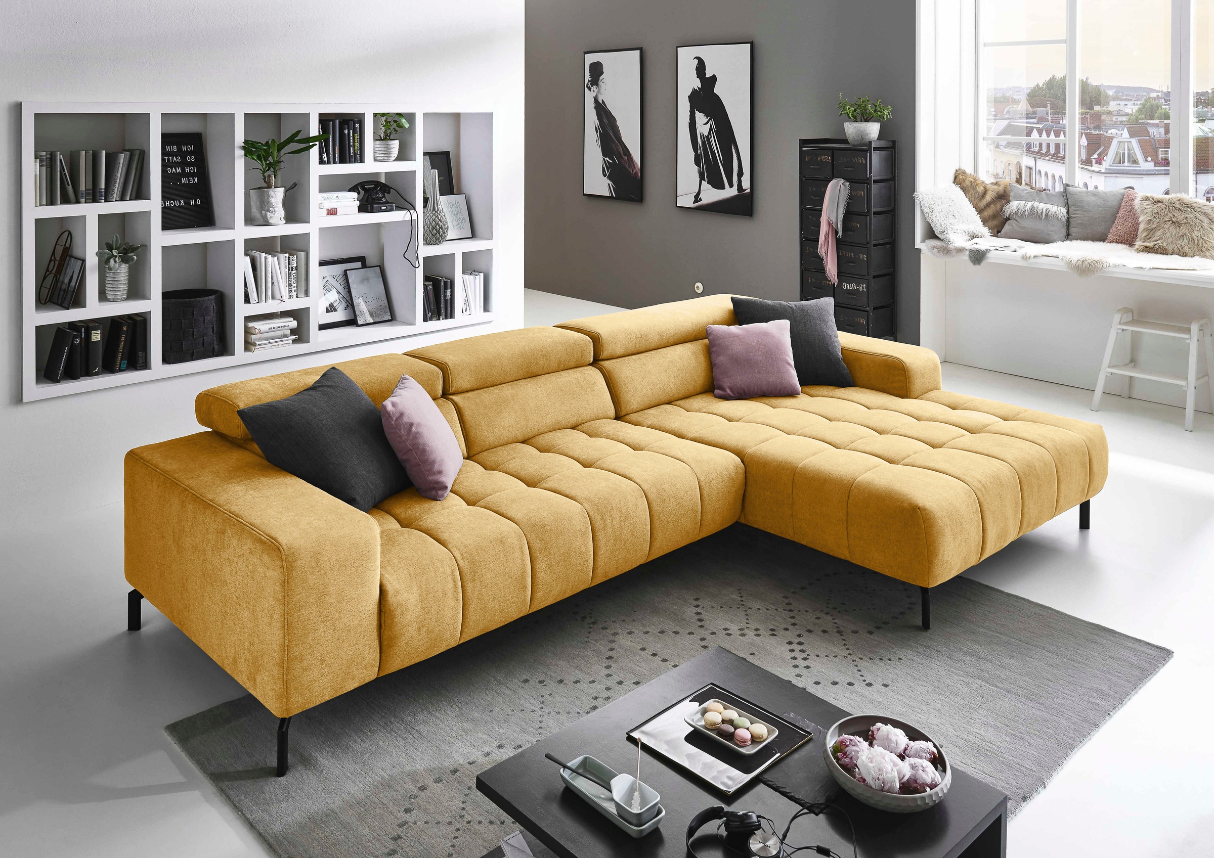 Die PlanBar Ecksofa »MP-IN18022 L-Form«, mit Kopfteilverstellung & Zierkissen, optional Sitztiefenverstellung