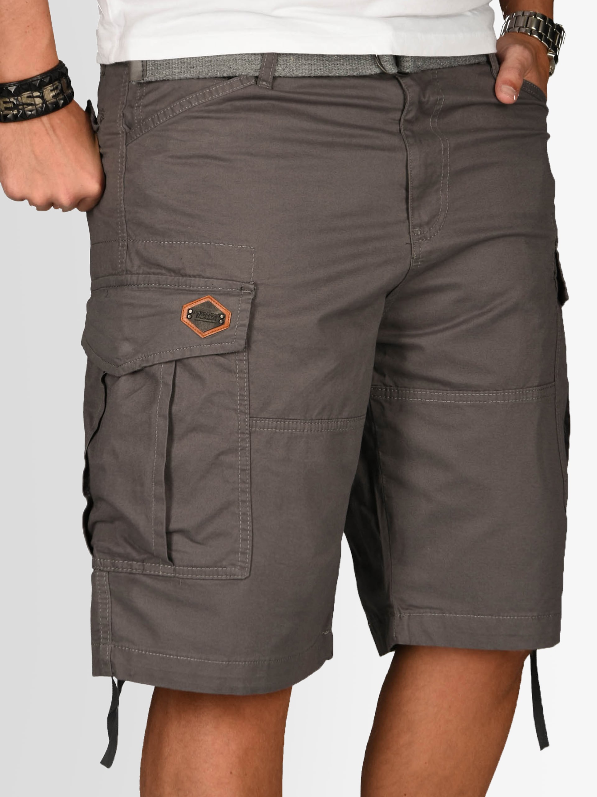 Alessandro Salvarini Cargoshorts »A. Salvarini Herren Designer Cargo Shorts Cargoshorts kurze Hose Gürtel AS133«