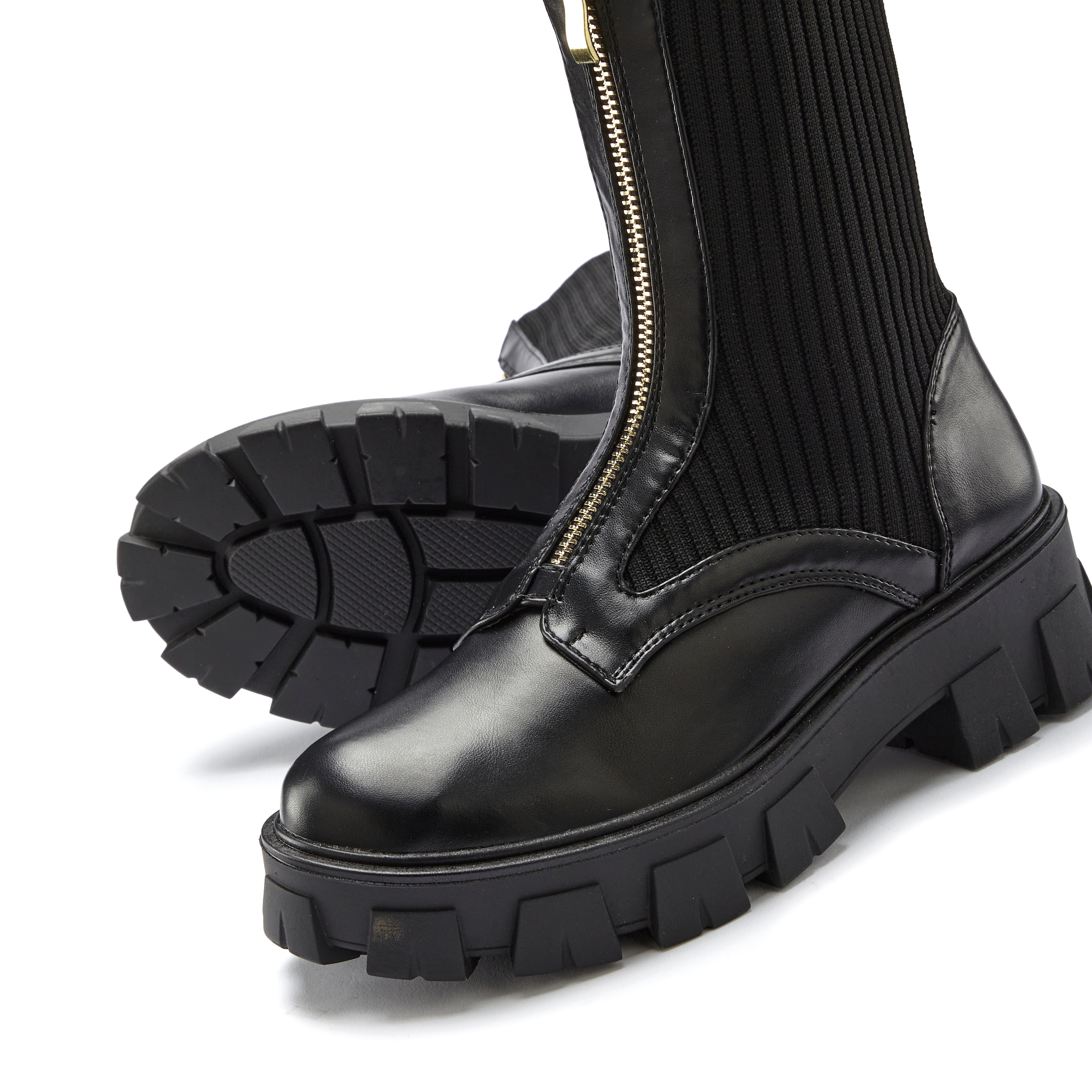 LASCANA Reißverschlussstiefel, mit Chunky Sohle, Stiefelette, Ankle Biker Boots VEGAN