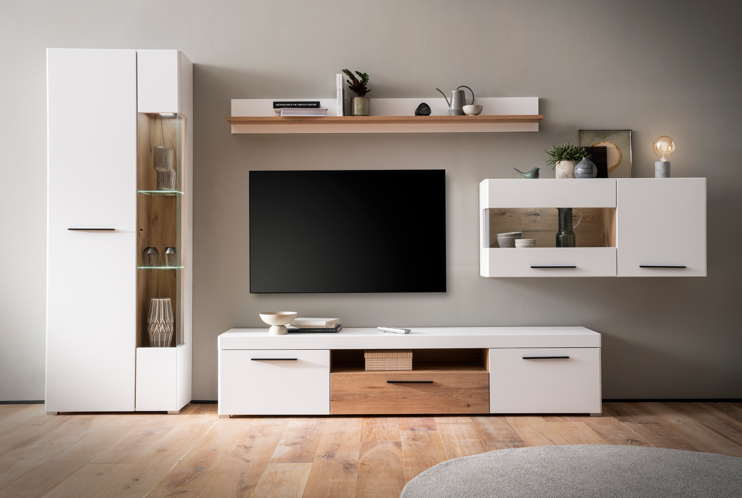 INOSIGN Wandboard »Salerno, modernes Wandregal, Wandhalter mit Ablagefläch, 180 cm breit«, vielseitig einsetzbares Hängeregal, Weiß mit Eiche Evoke Dekor