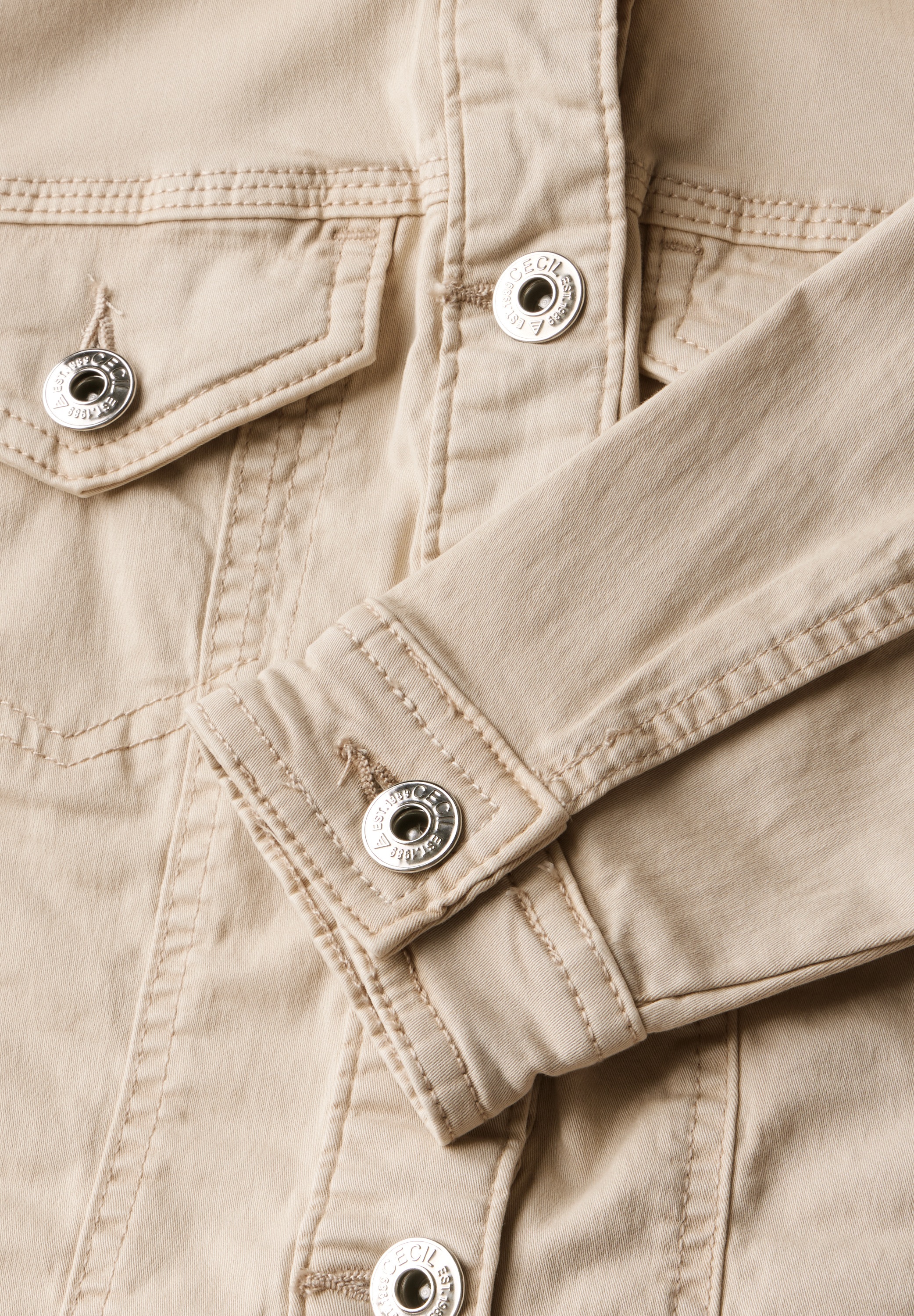 Cecil Jeansjacke, ohne Kapuze, mit Brusttaschen und seitliche Taschen
