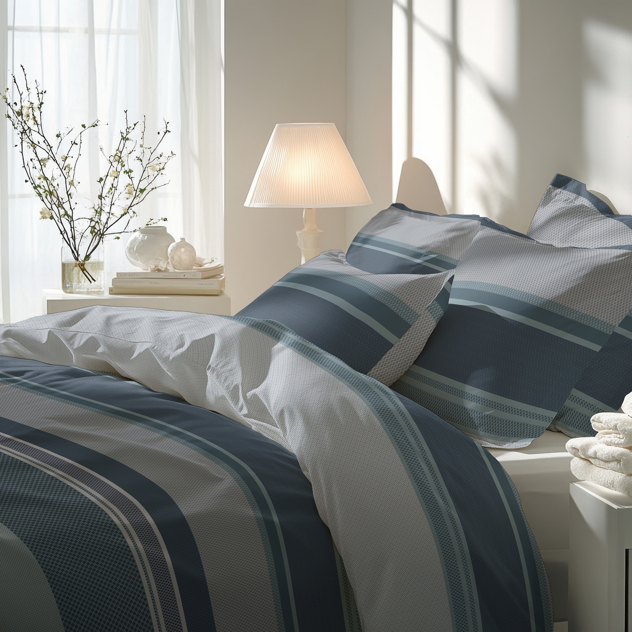 Florella Bettwäsche »»Laurenz blau « Edel-Satin,  100% Baumwolle«