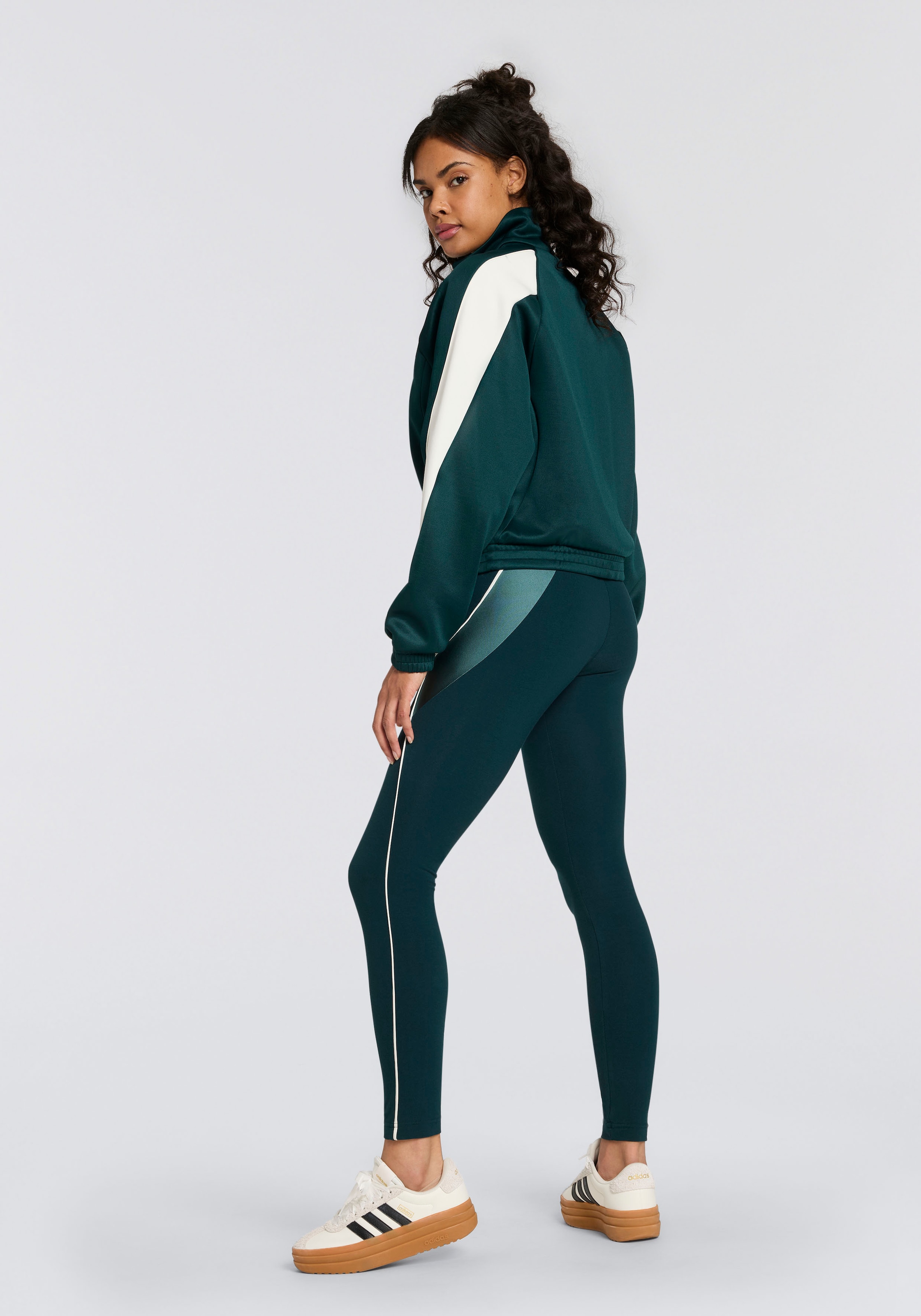 adidas Sportswear Trainingstights »STADIUM LEGGINGS«  sportlicher Stil mit Paspelierungen und Farbblöcken, für Workout