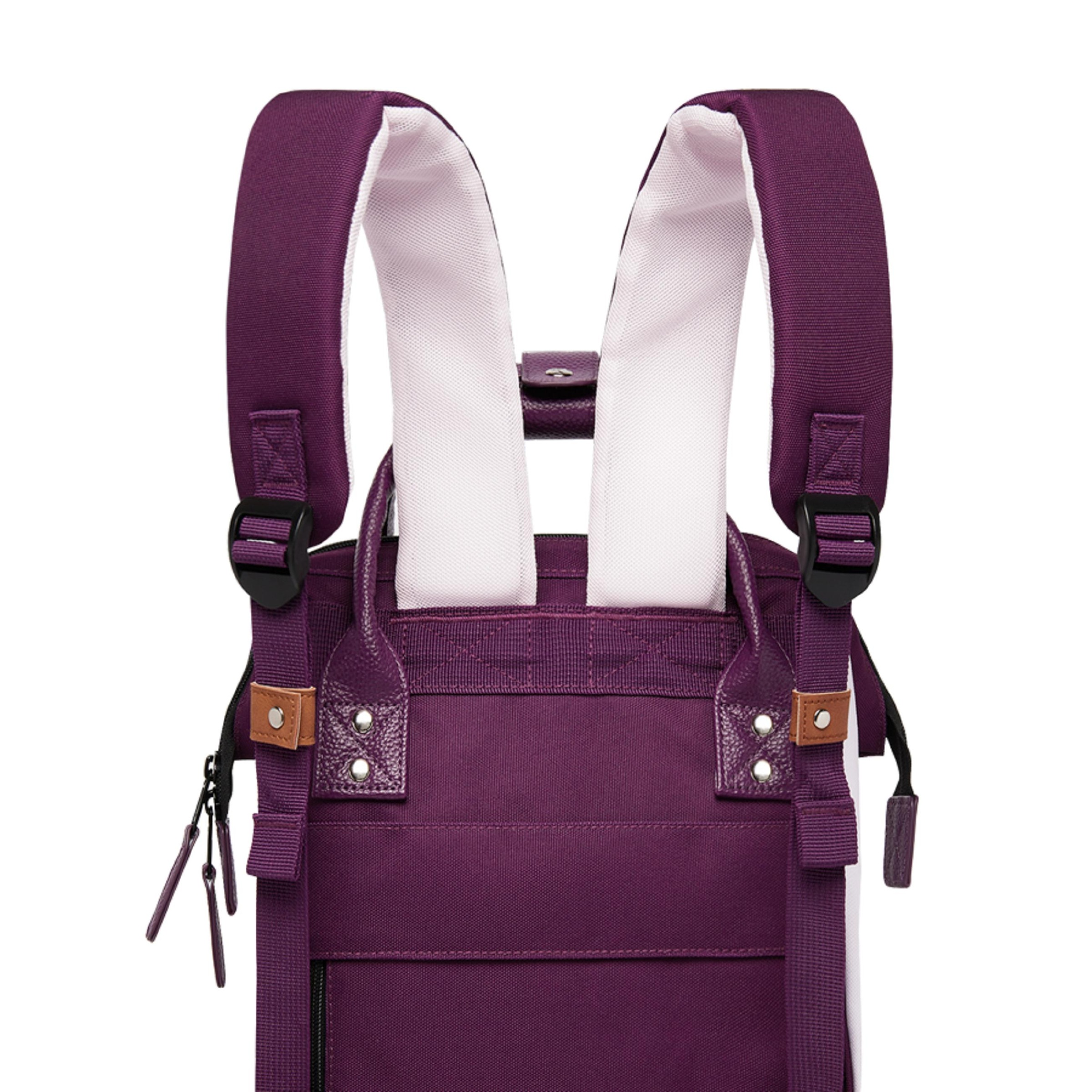 CABAIA Tagesrucksack »Tagesrucksack Adventurer S Recycled«, Cityrucksack aus recycelten Materialien