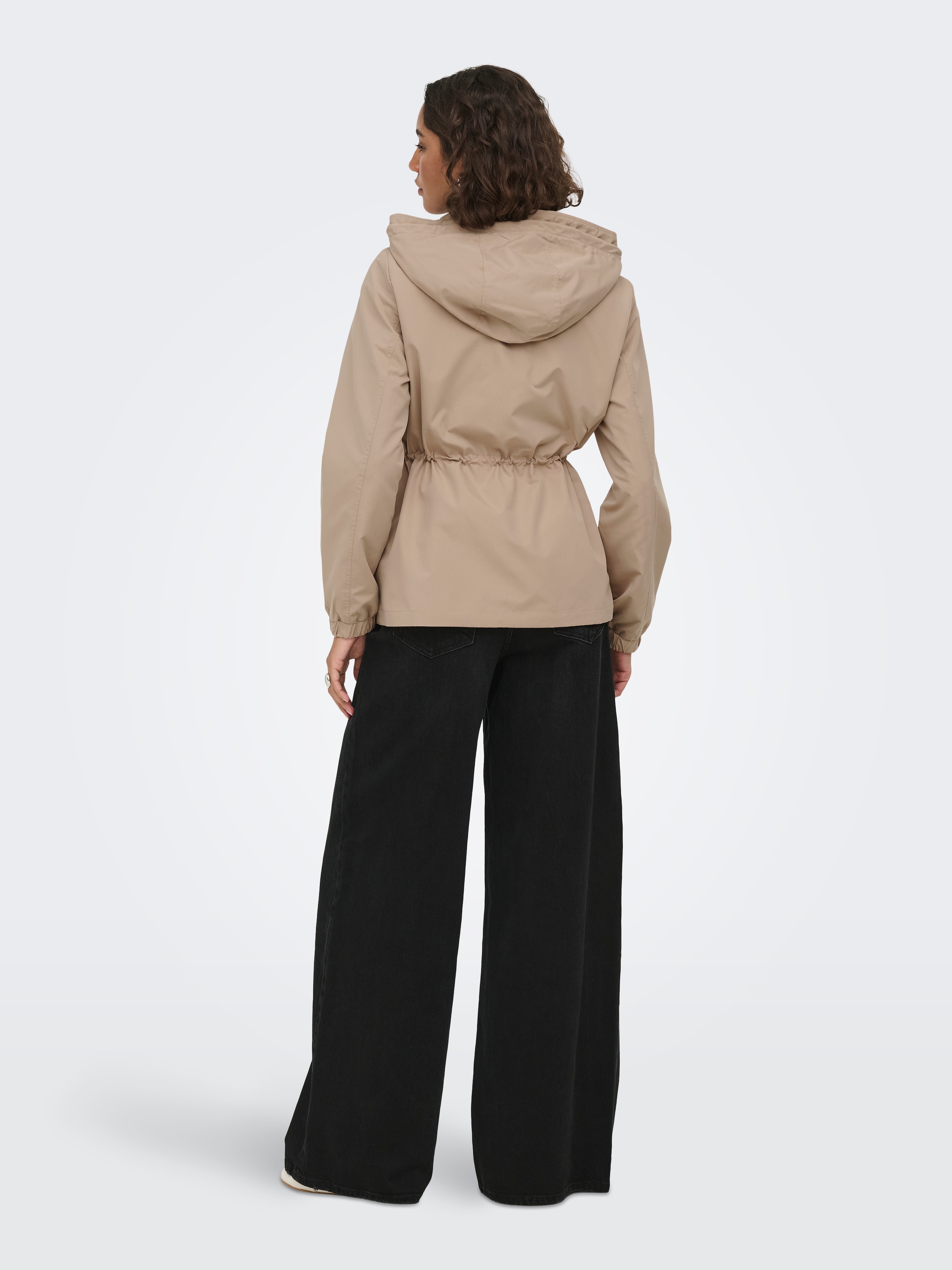 ONLY Parka »ONLASTA LIFE STRING PARKA OTW« mit Kapuze Kunstfaser