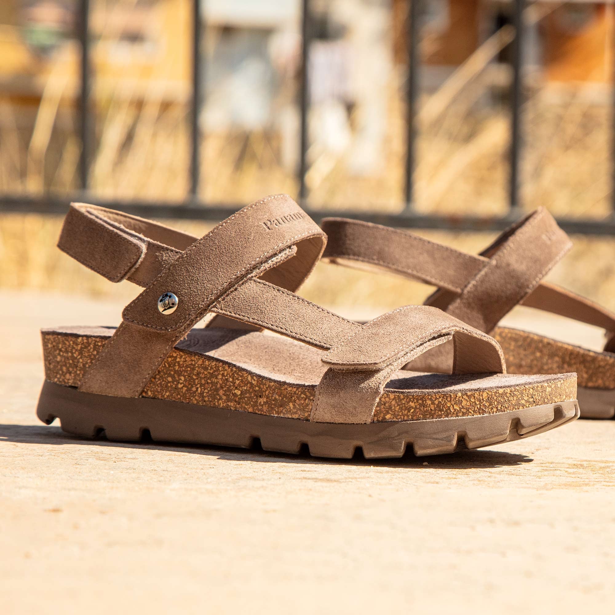 Panama Jack Sandale »Selma«, Sommerschuh, Klettschuh, Sandalette mit komfortablem Fußbett