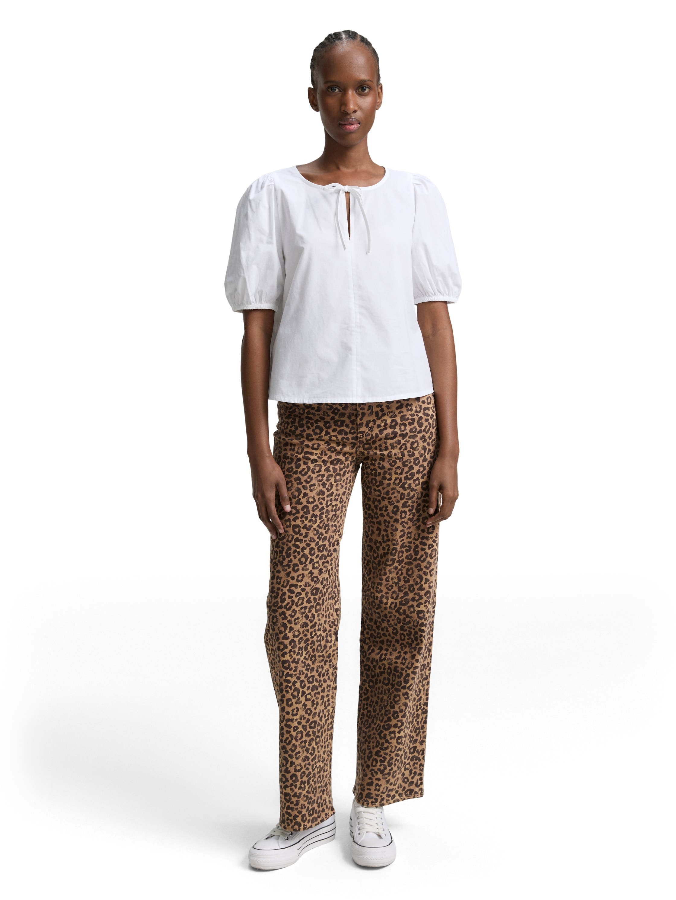 TOM TAILOR Denim Weite Jeans, mit Leo Print