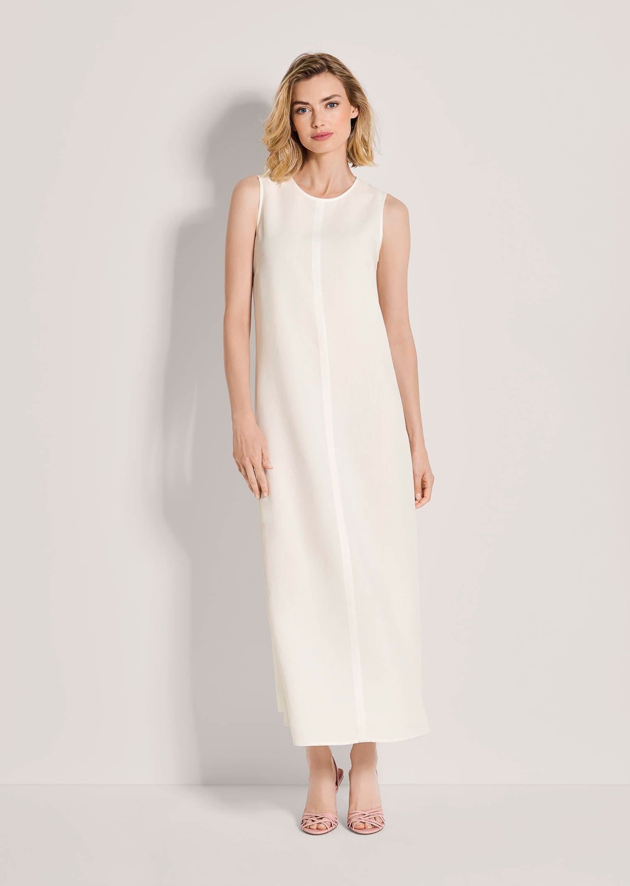 MADELEINE Midikleid »Maxikleid Viskosekleid mit Rundhals« Minimal tailliert