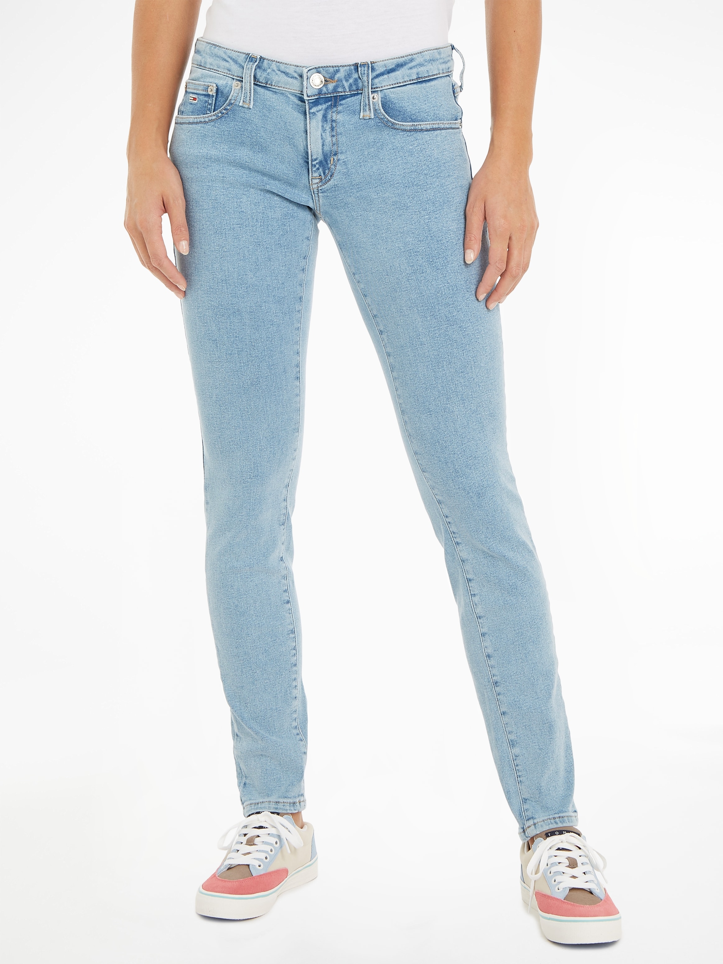 bei ♕ Skinny-fit-Jeans, Tommy Labelapplikationen Jeans mit dezenten