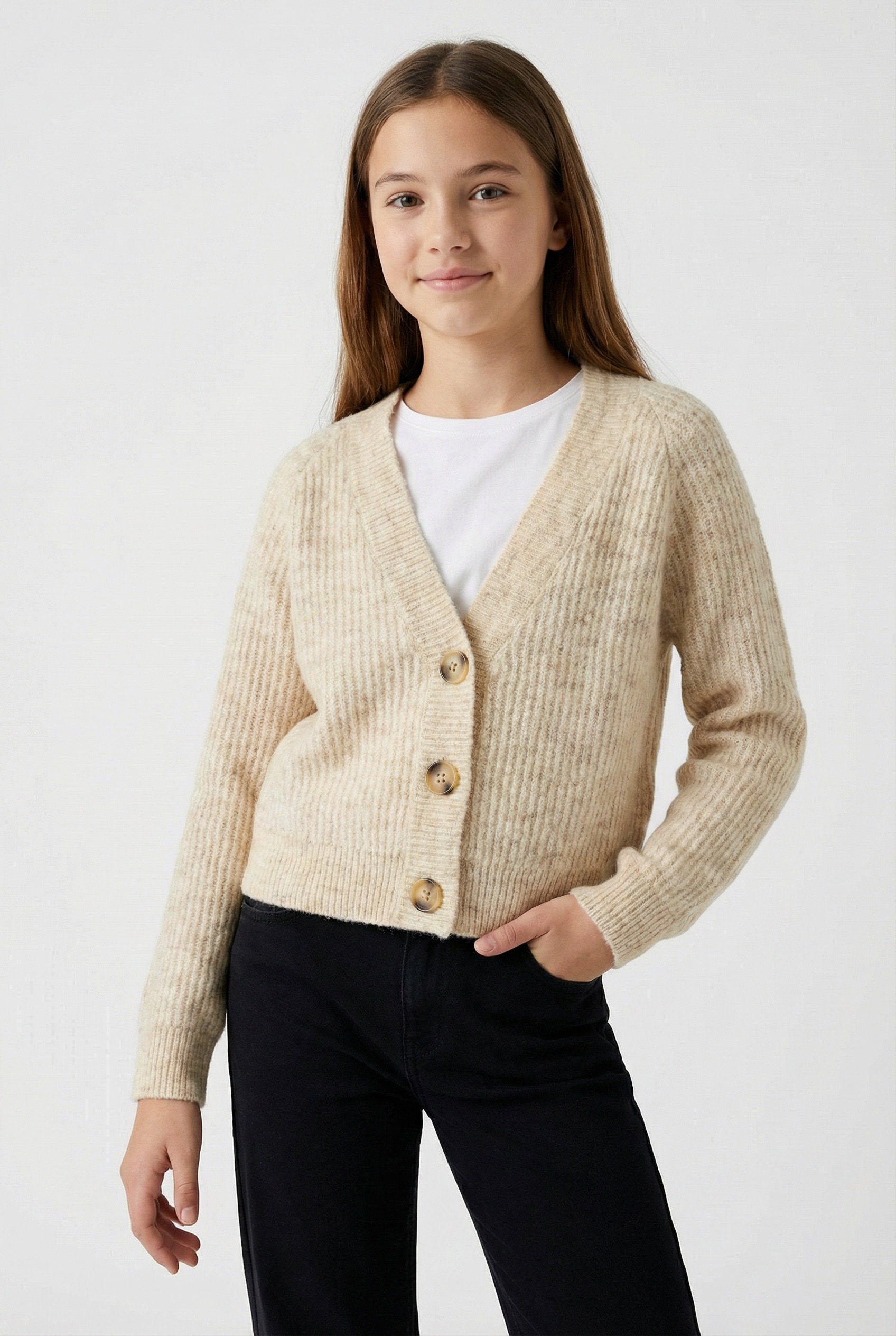 Name It Strickjacke »NKFHOLLY BOXY SHORT KNIT CARD NOOS« in modischer Boxy-Form, mit tiefem V-Ausschnitt