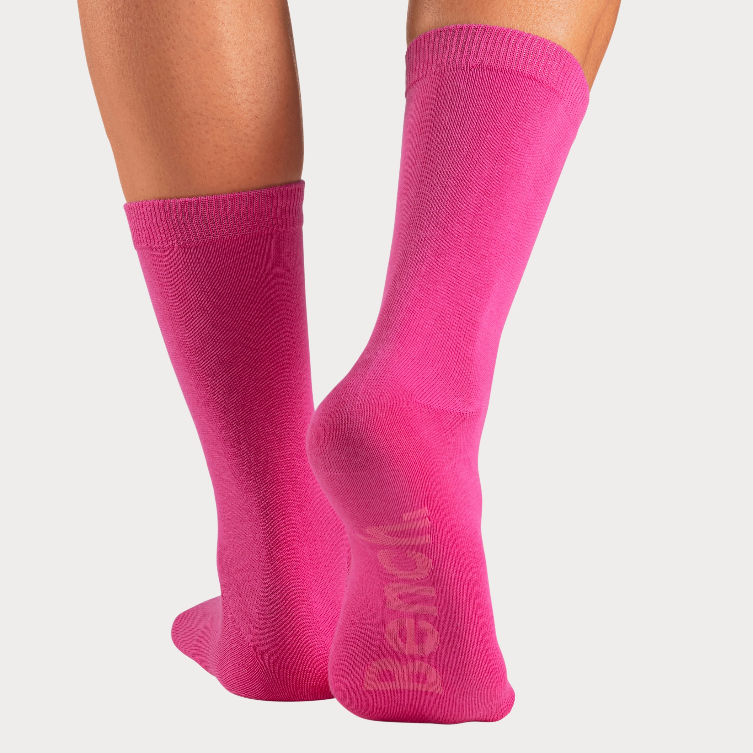 Bench. Socken, (Dose, 4 Paar), mit farbigen Innenbündchen, sortiert in edler Geschenkdose