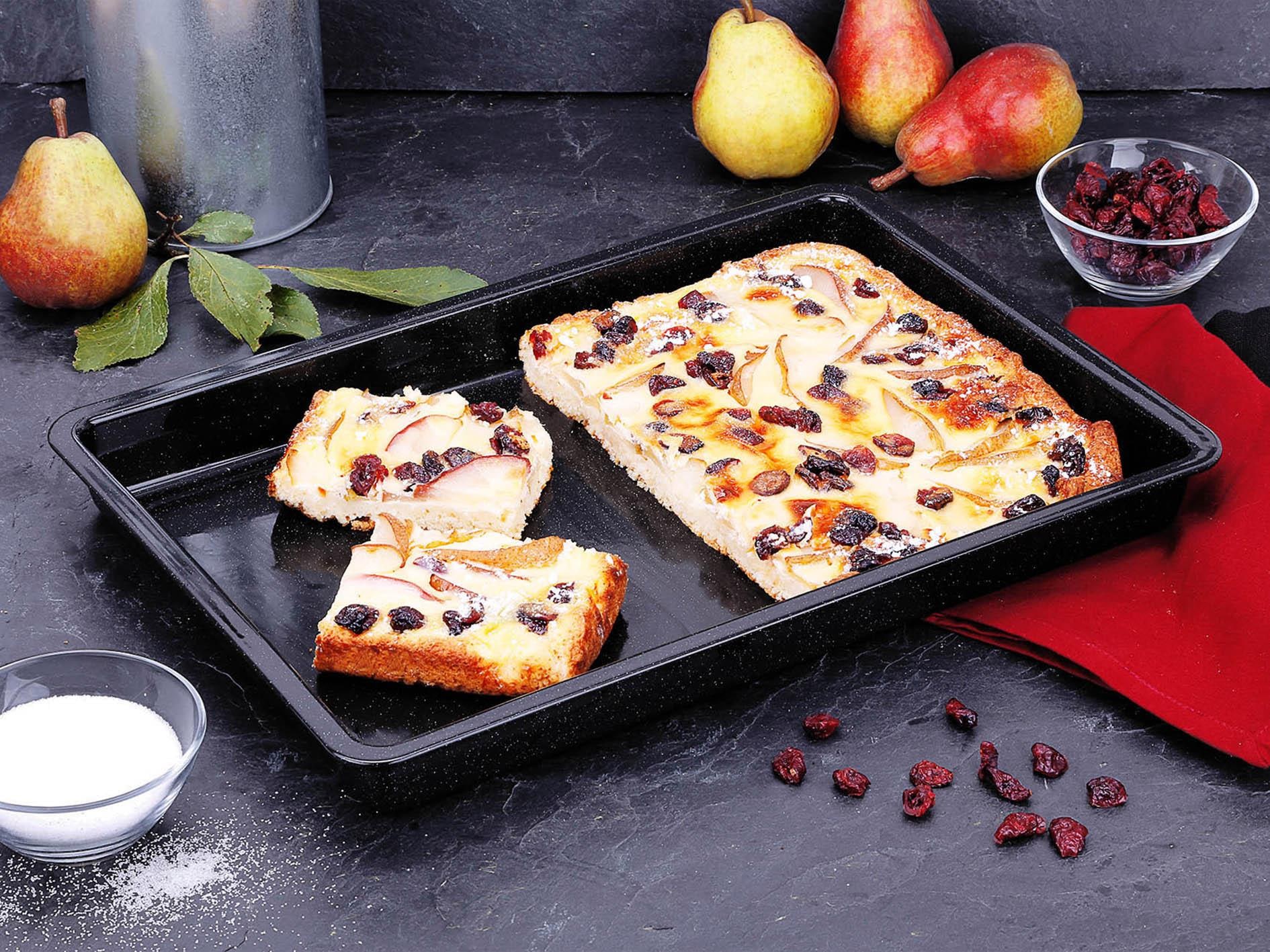 CHG Backblech »Emaille - inkl. Backbuch«, Emaille-Stahlblech, (Set, 2 St., 1x Backblech + 1x Backbuch), Backbuch mit tollen Rezeptideen, Made in Germany
