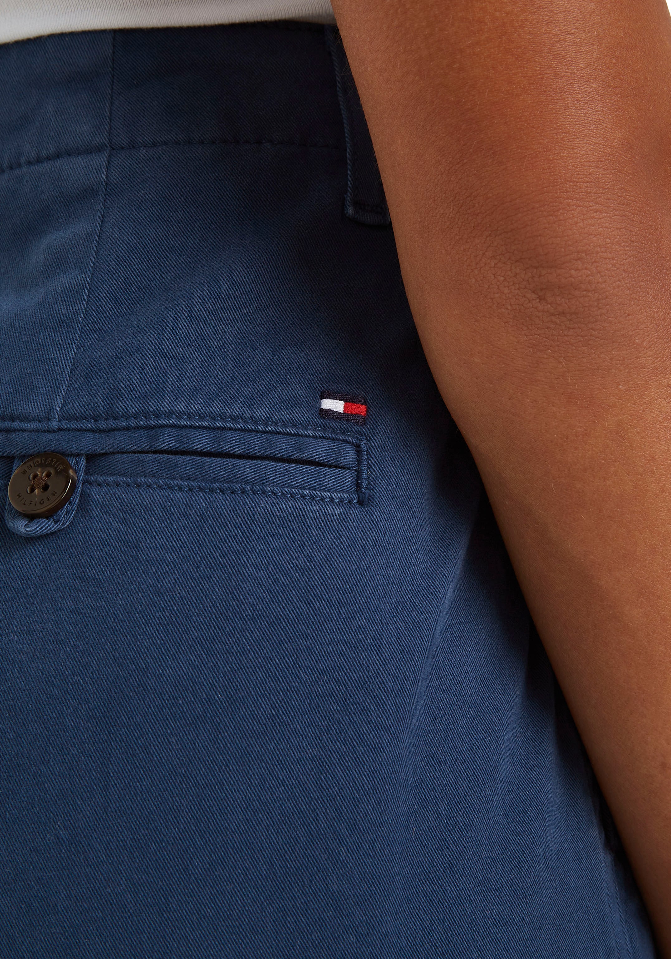 Tommy Hilfiger Chinohose »RELAXED STRAIGHT PLEATED CHINO«, mit Bundfalten