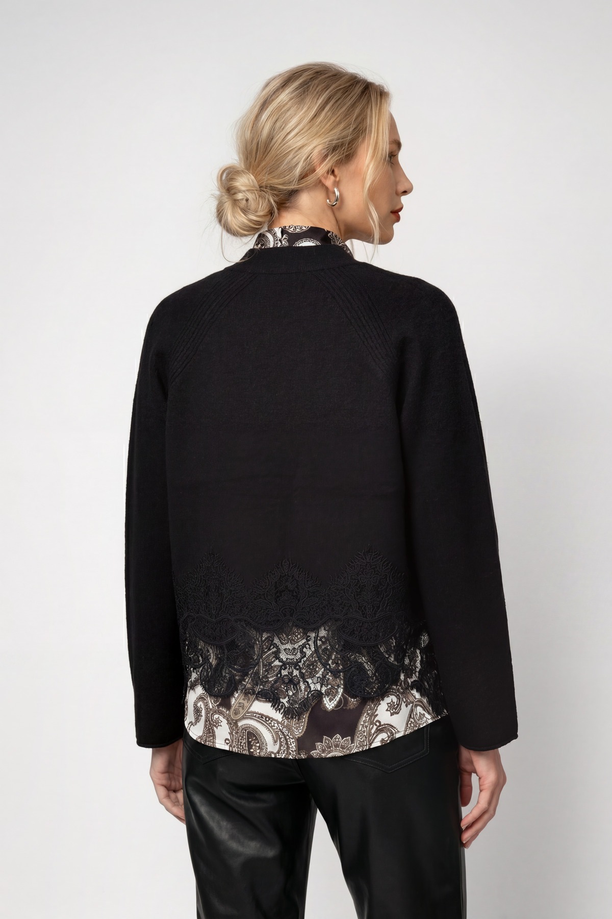 Monari Strickjacke »Jacke Strickjacke Spitze« Regular fit mit Spitze