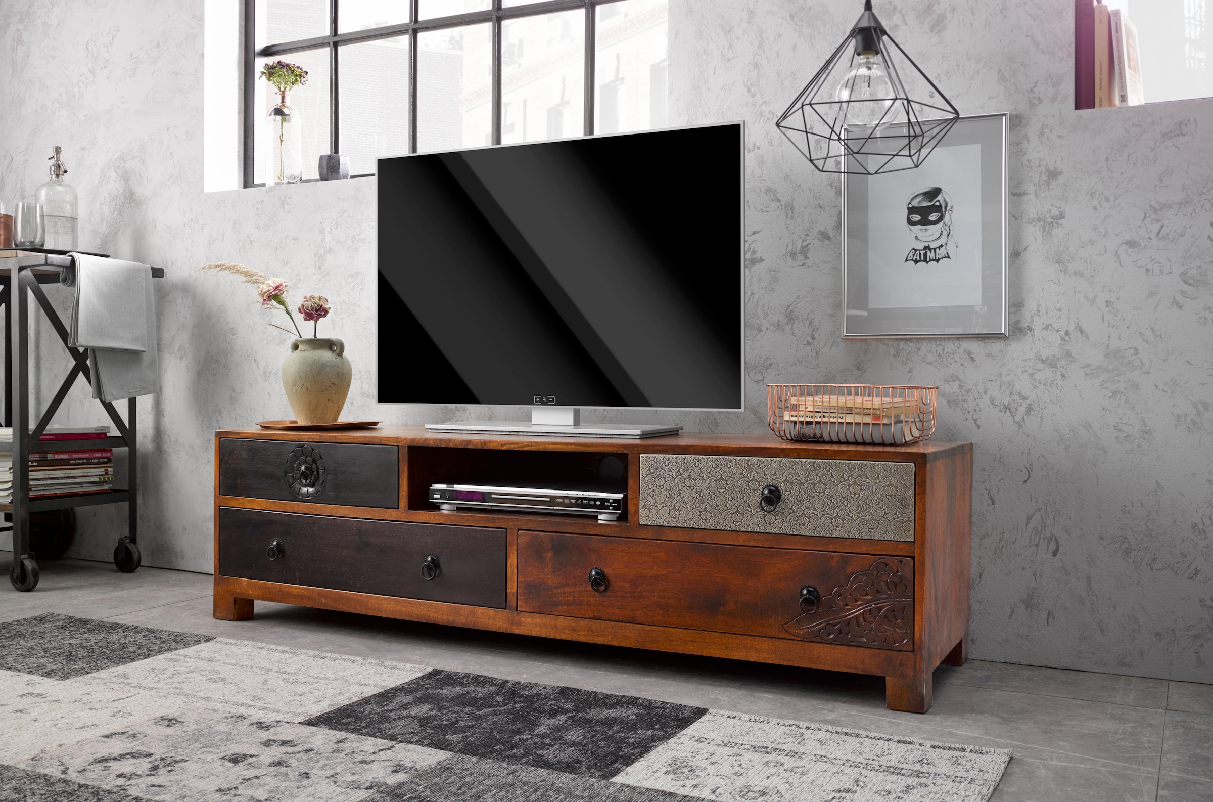 OTTO home Lowboard »Mahar« Kommode  mit Metallfronten, Breite 150 cm