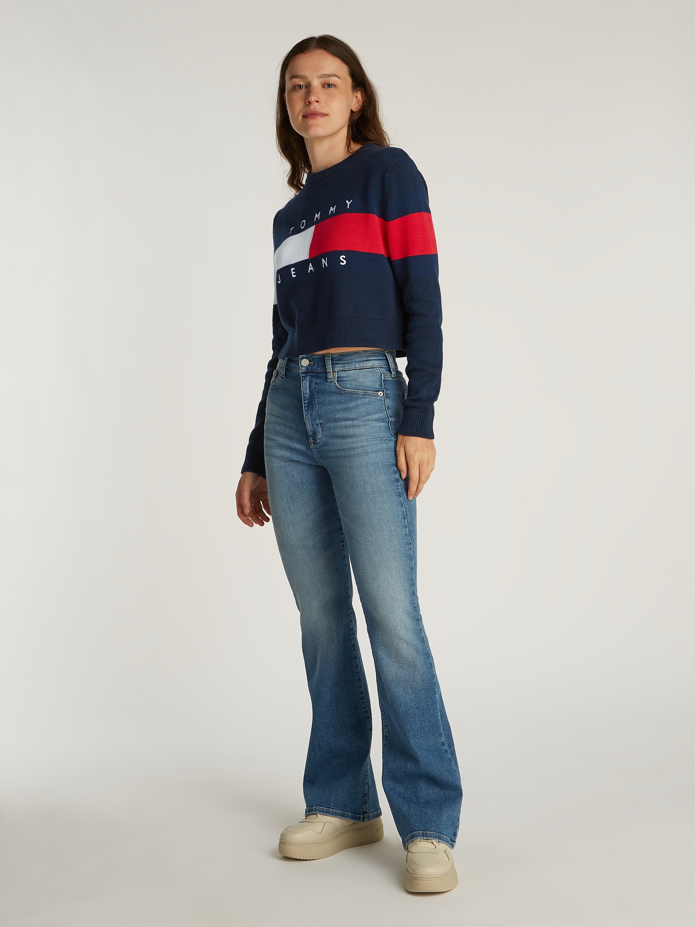 Tommy Jeans Strickpullover »TJW CENTER FLAG SWEATER EXT«, mit Logo-Flag
