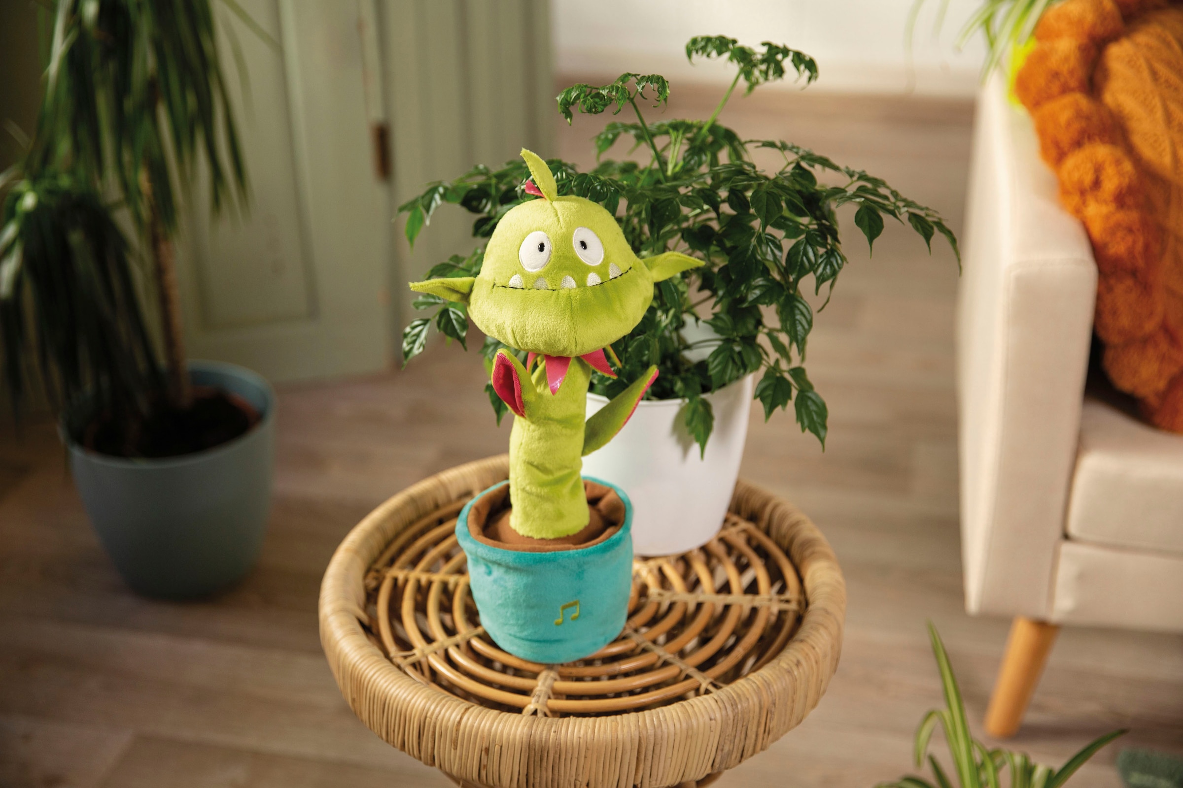Nici Plüschfigur »Funny Flowers, Elektronische Pflanze Gisela, 32 cm«, mit Tanz- und Musikfunktion