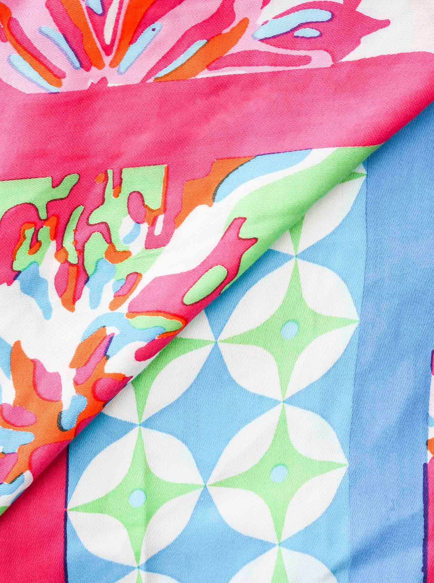Zwillingsherz Modetuch »"Hawaii Blume"«, mit Tasseln und farbenfrohem Blumenmuster